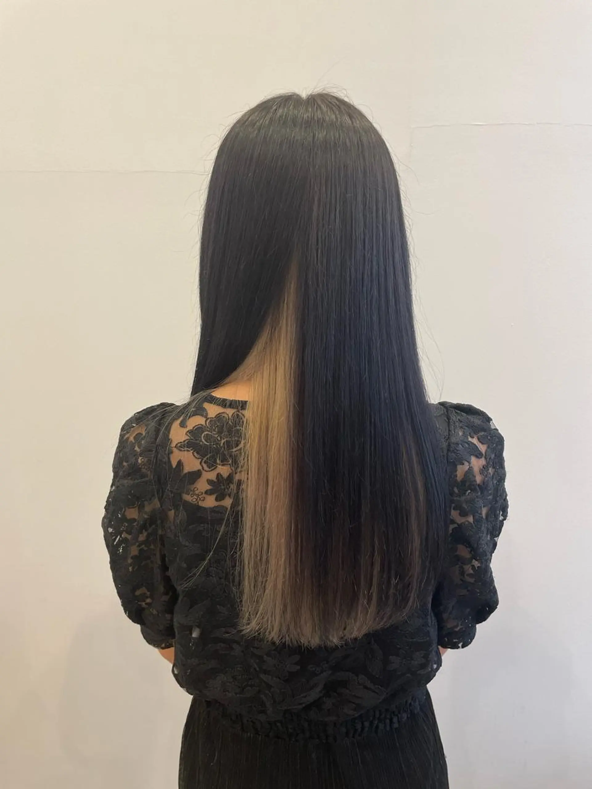 セミロング カラー ハイトーンカラー カット ヘアカラー 🐥 kotori 🐥のヘアスタイル