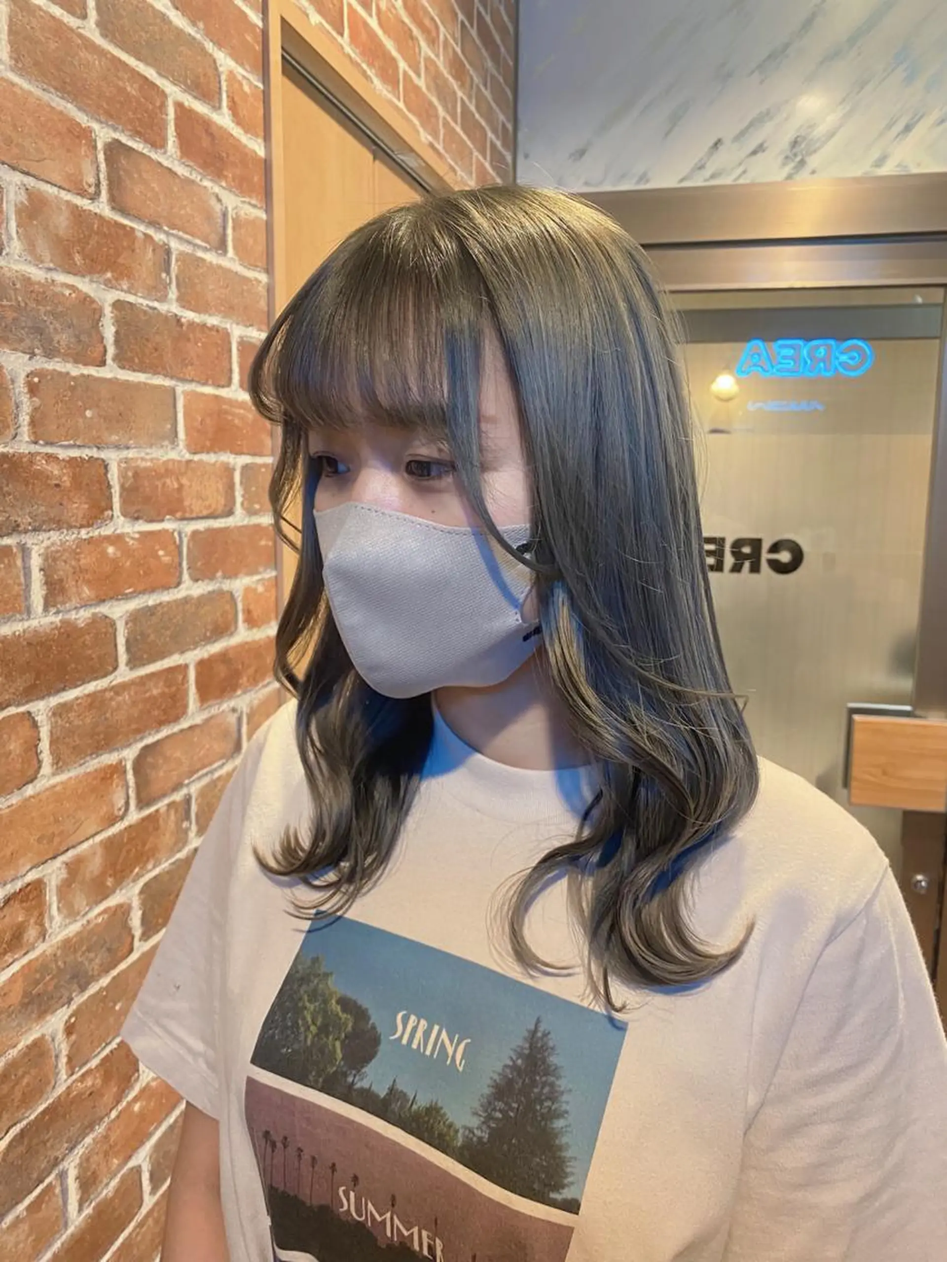 セミロング カラー カット ヘアカラー 透明感カラー/韓国 ヘア🩶yuri🩵のヘアスタイル