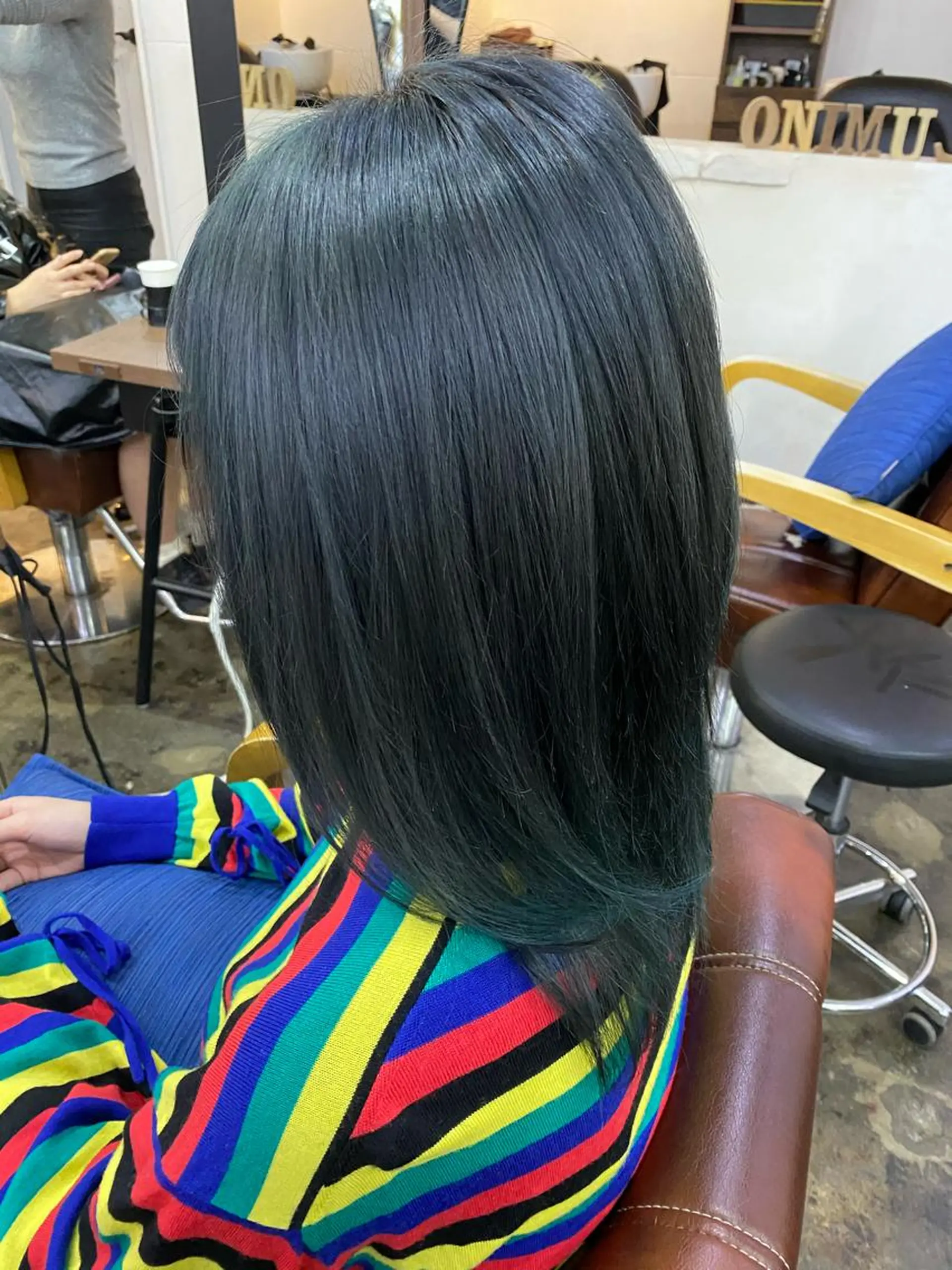 セミロング カラー ヘアアレンジ 【艶髪×韓国風】 毛流れ職人 RYOのヘアスタイル