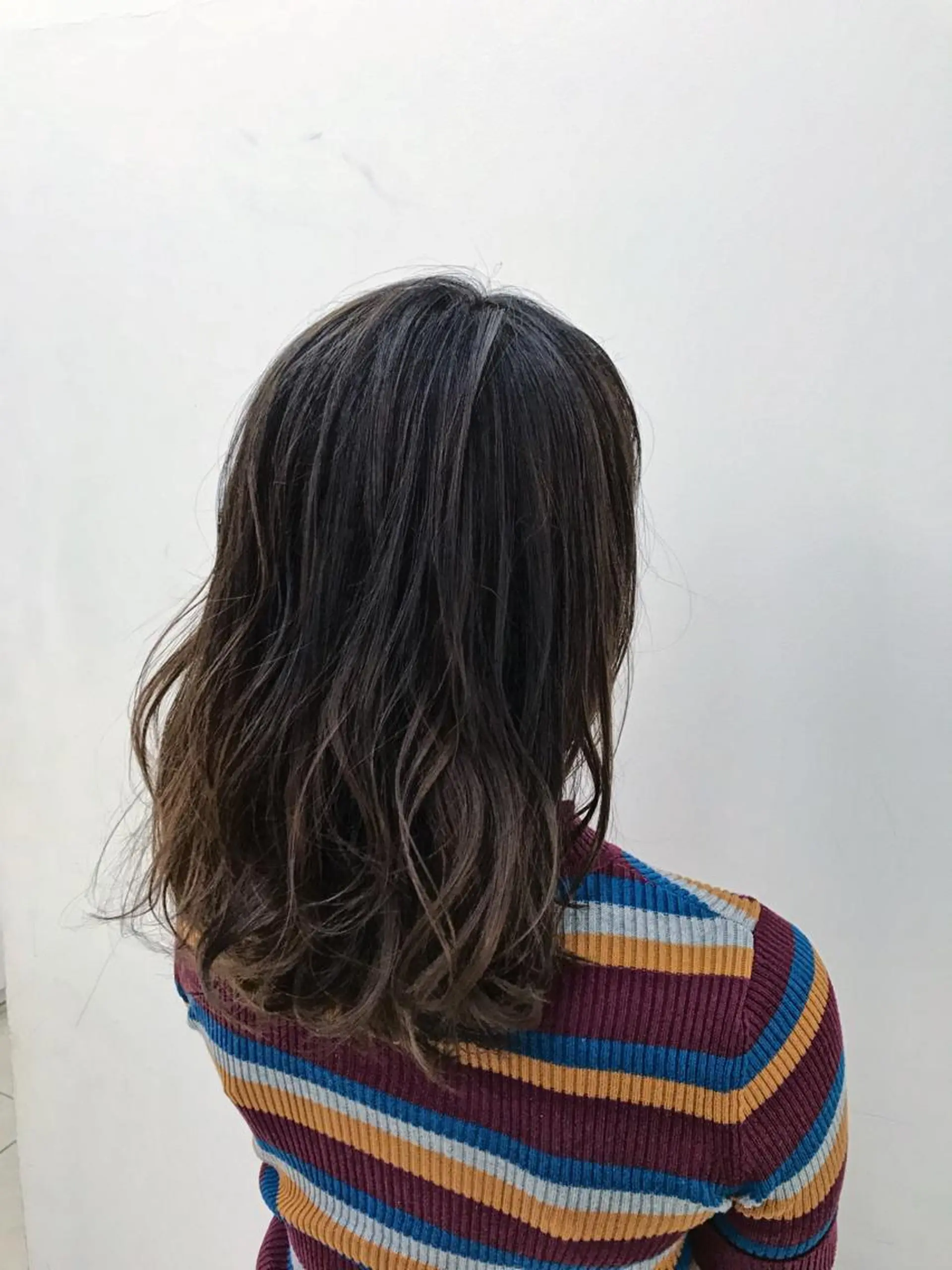 ミディアム カラー ブリーチカラー/ 岩破瑞希のヘアスタイル