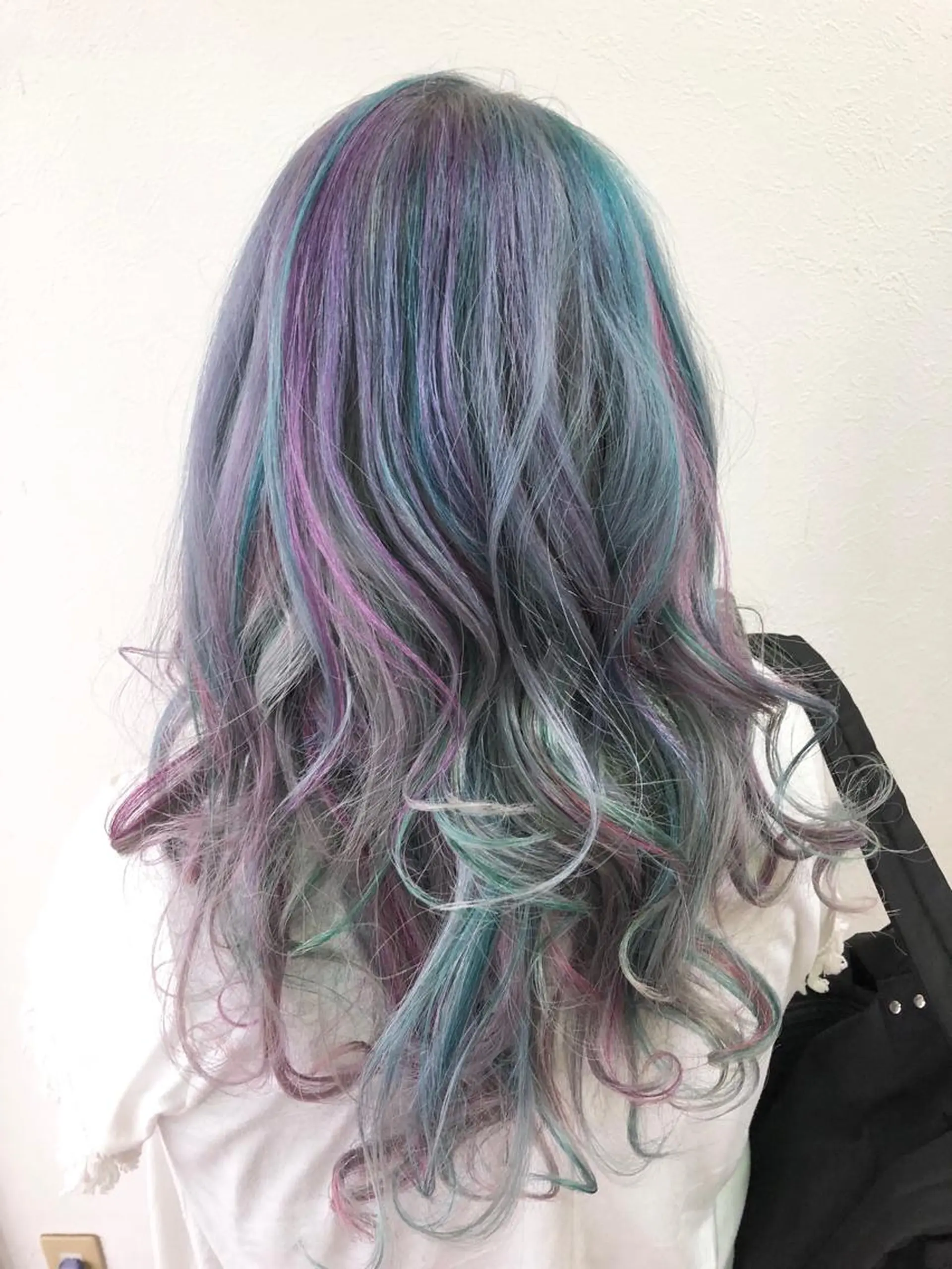 カラー エクステ/コスパ◎ /メンズ!白石宇由のヘアスタイル