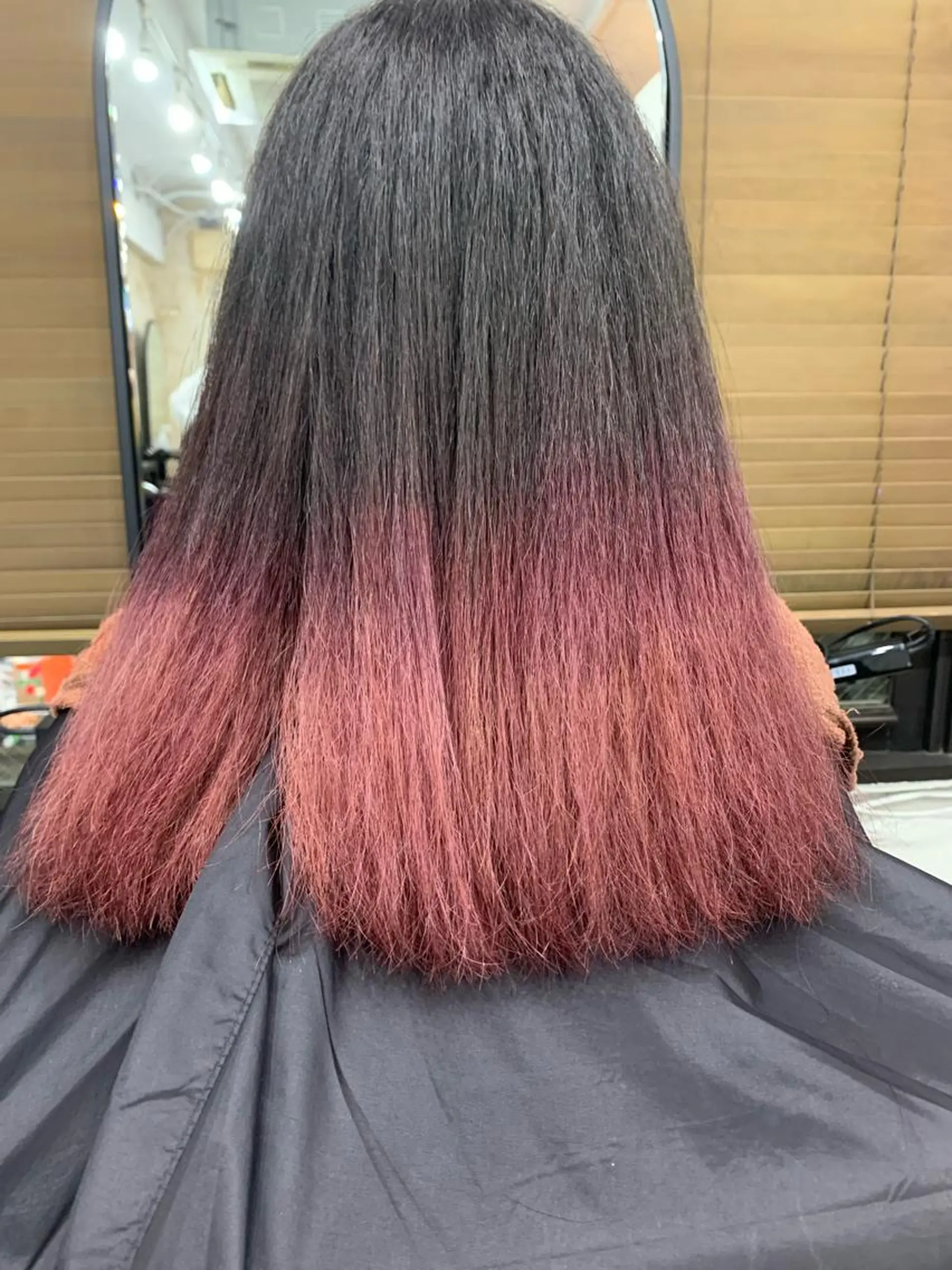 ロング カラー チバ ヒロトのヘアスタイル