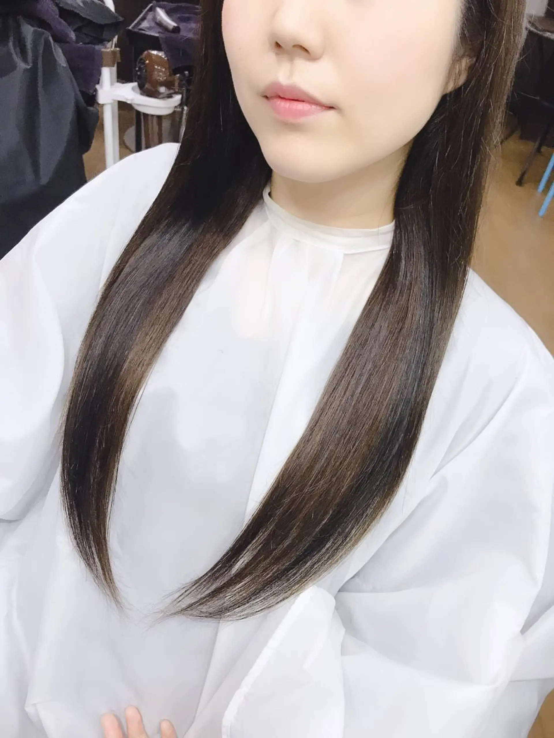 ロング カラー ヘアアレンジ トリートメント R ri R takagiのヘアスタイル