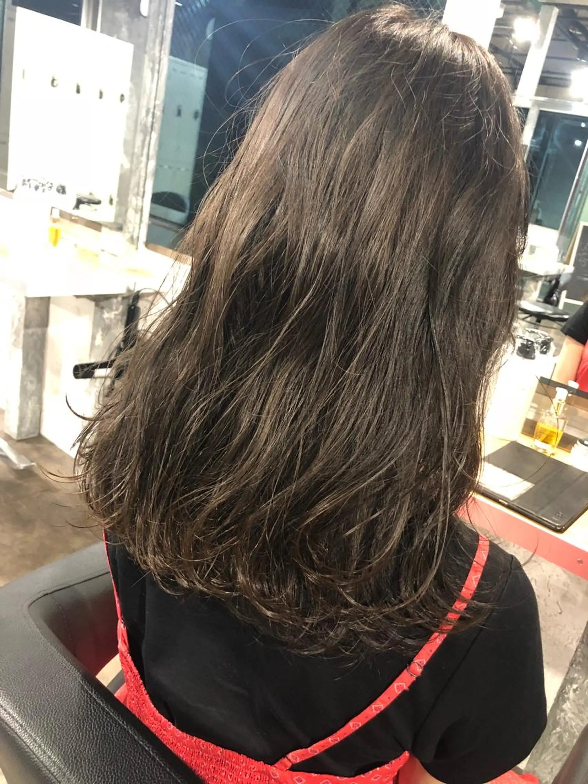セミロング カラー ヘアアレンジ グレージュ 美髪矯正/透明感カラ ー🫧YUUKI🫧のヘアスタイル