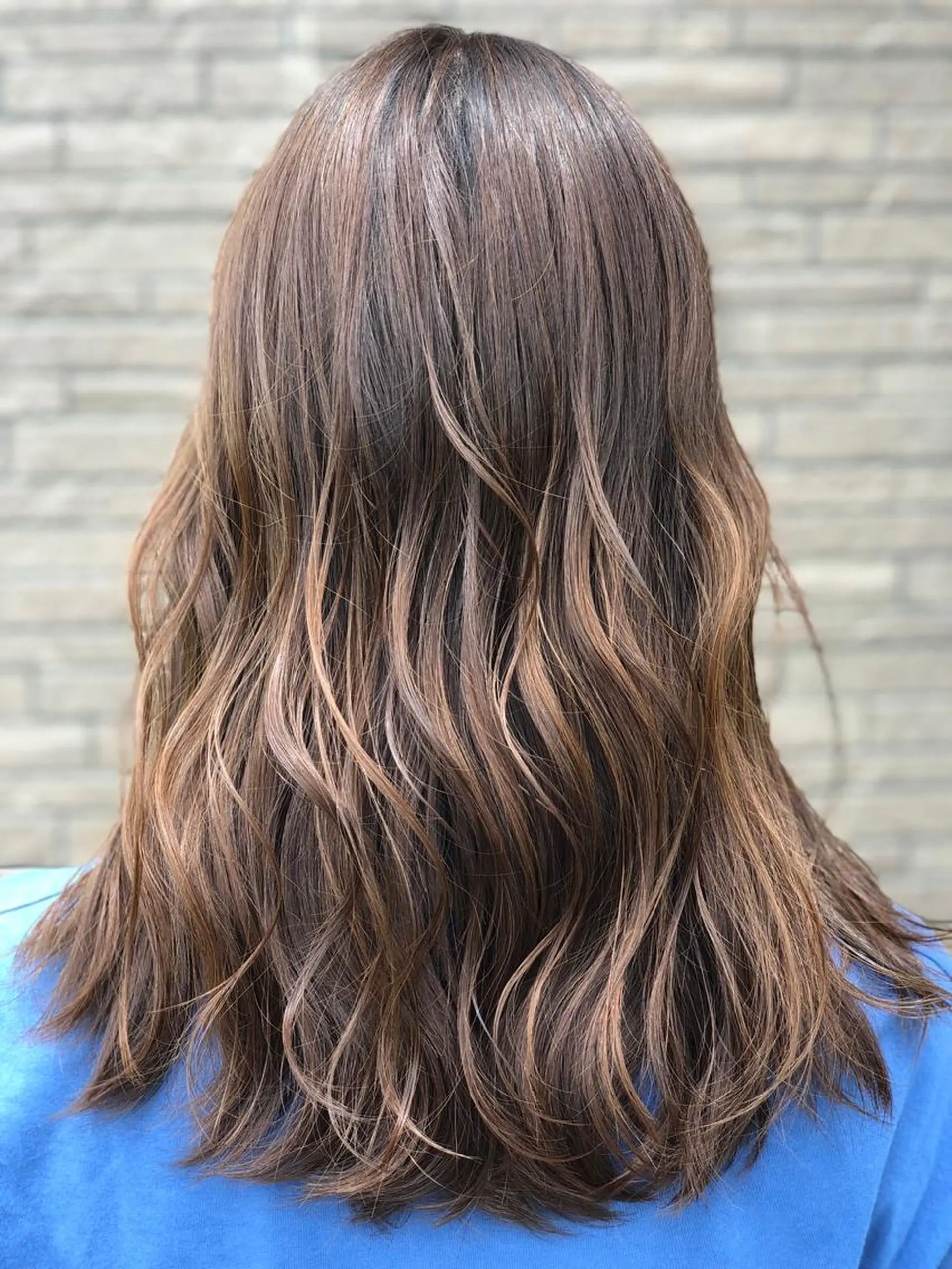 ミディアム カラー グラデーションカラー アンドウ ユウ/ レイヤーカット/韓国のヘアスタイル