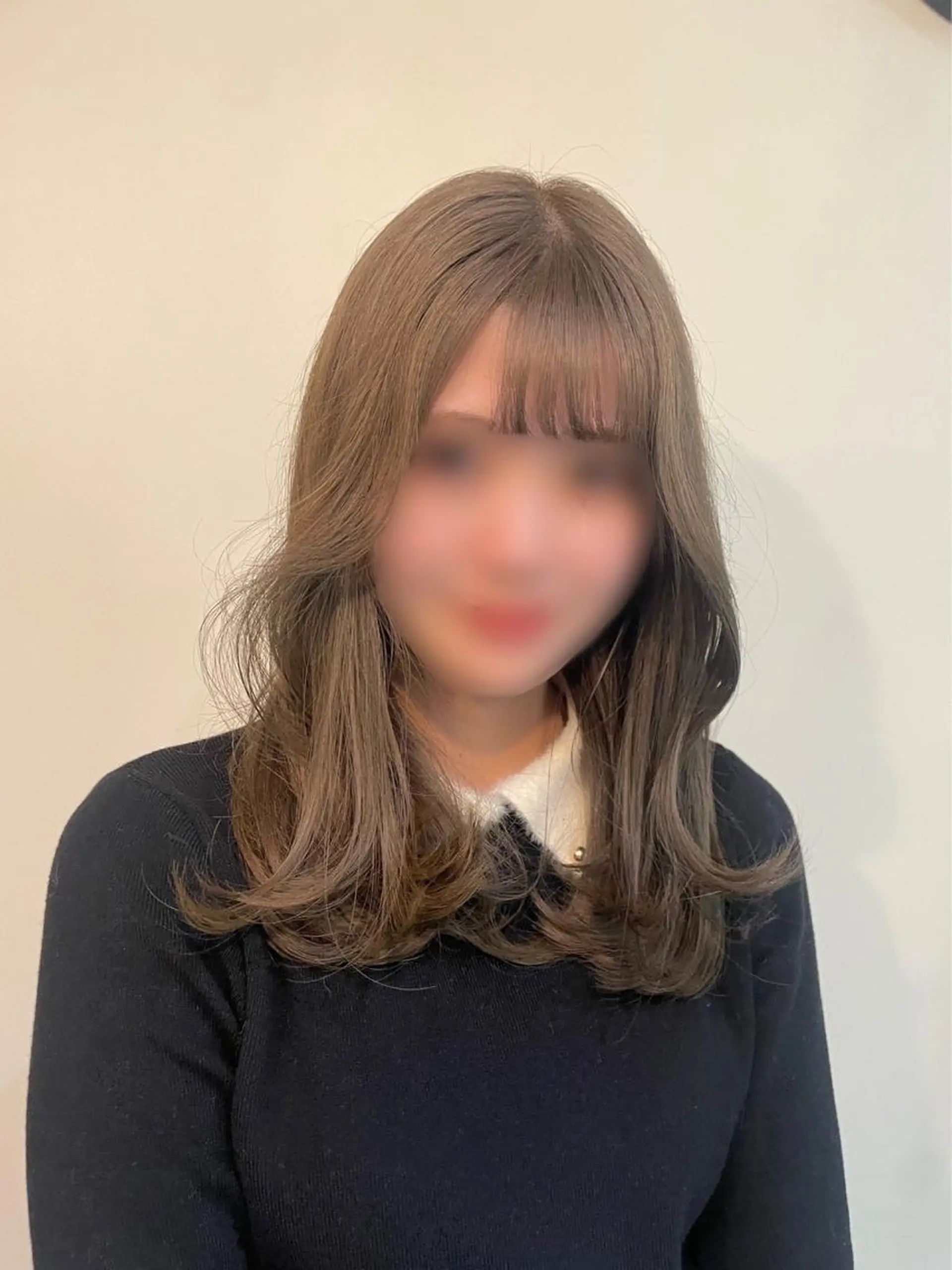 セミロング カラー レイヤーカット 韓国リアルハッシュ レイヤーカットのヘアスタイル