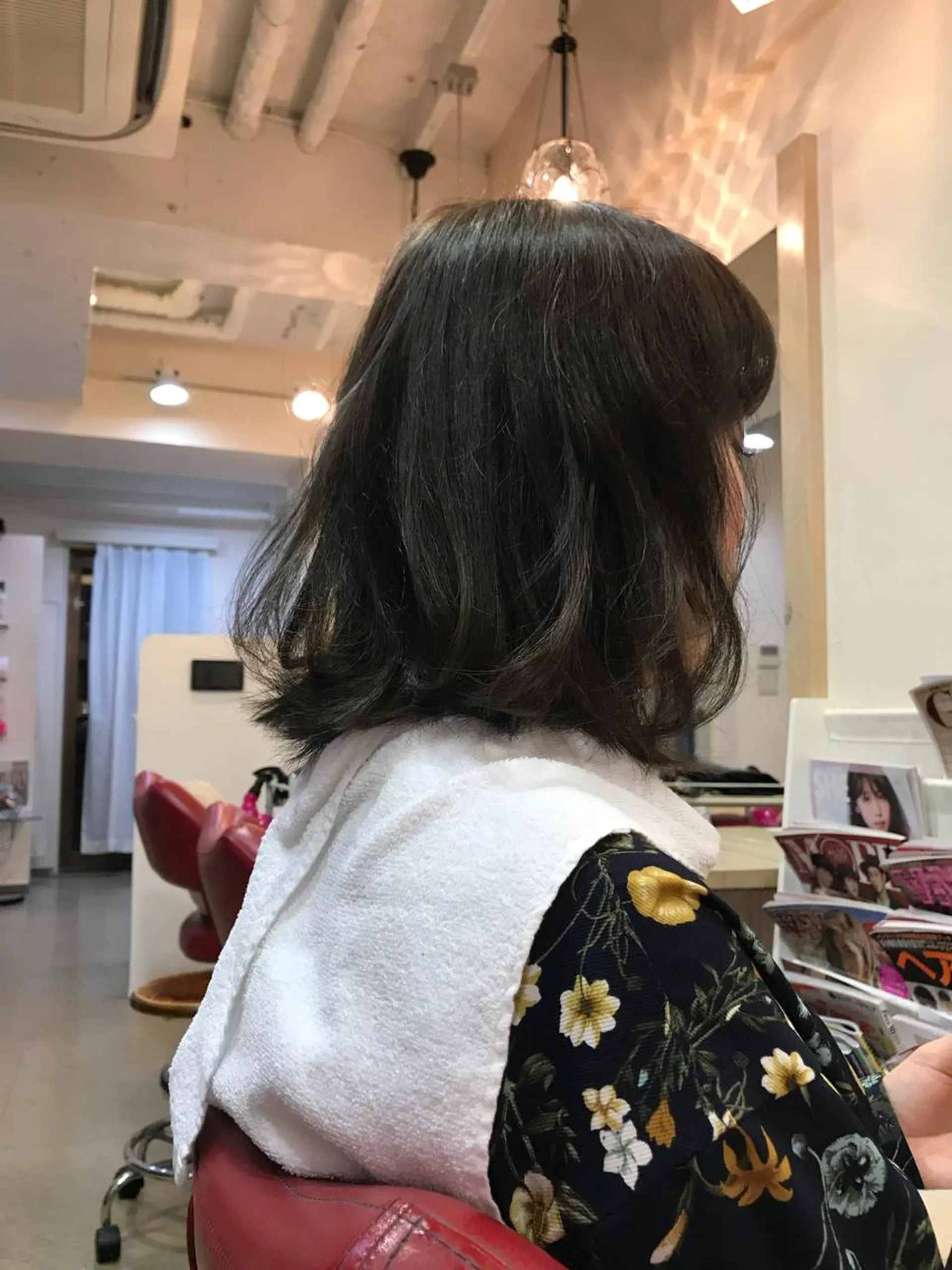 カラー 黒髪 ブルーカラー ブルーブラック 渋谷宮益坂 omoのヘアスタイル