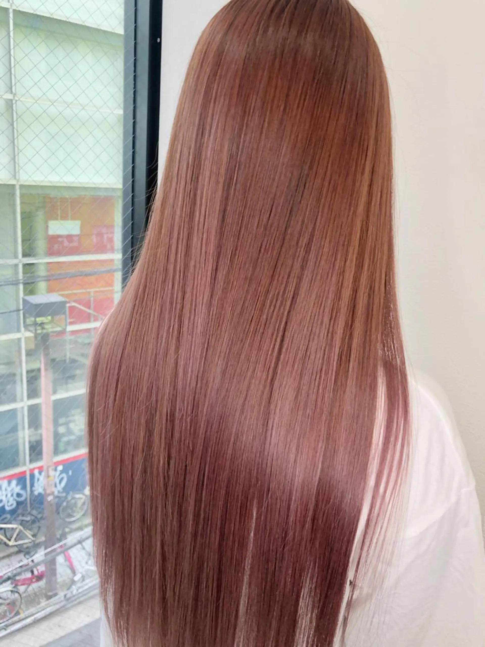 ロング カラー アディクシーカラー バレイヤージュ ベージュカラー ブリーチ ケアブリーチ ito. ブリーチ/髪質改善のヘアスタイル