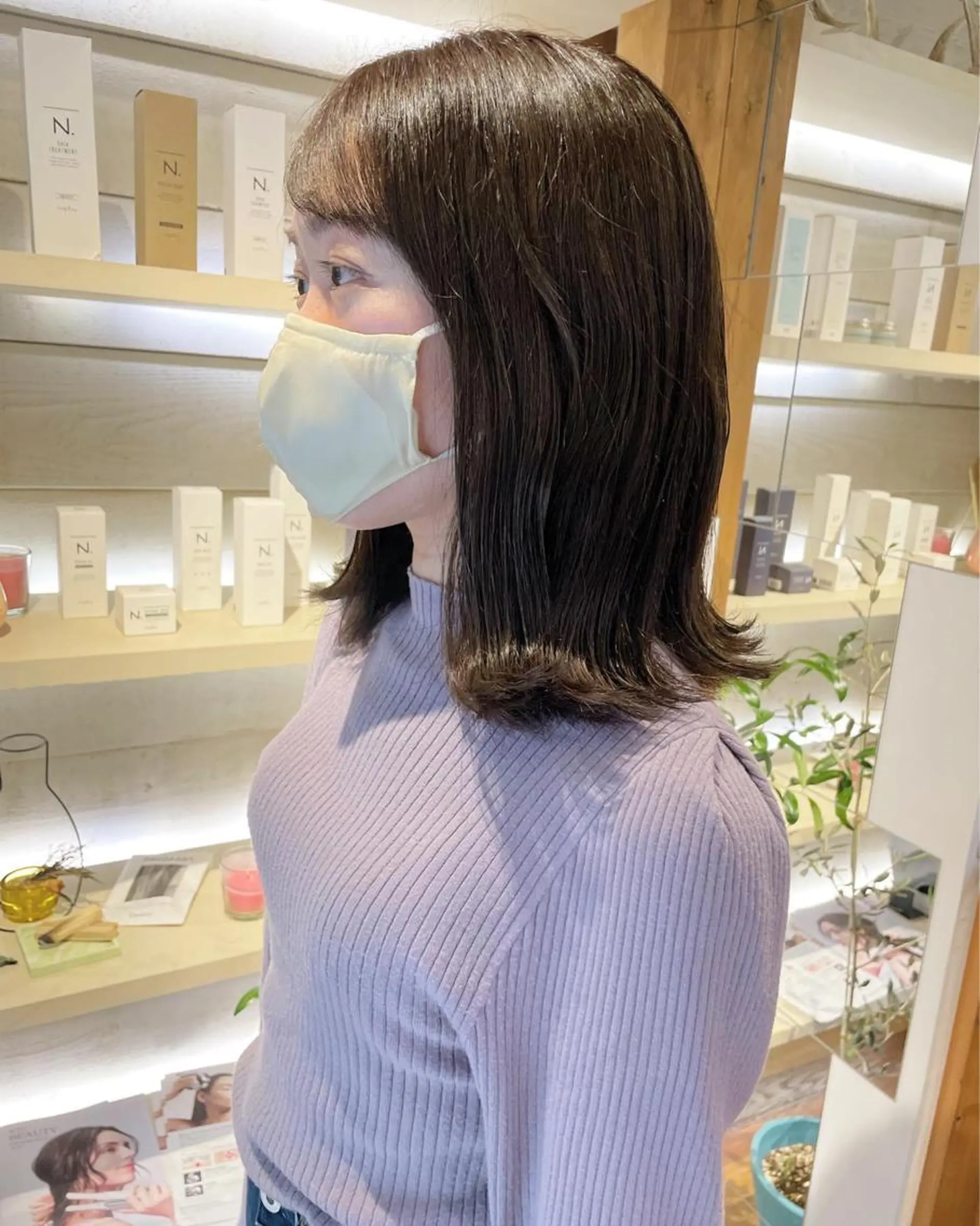 ミディアム カラー あずまぐち めぐみのヘアスタイル