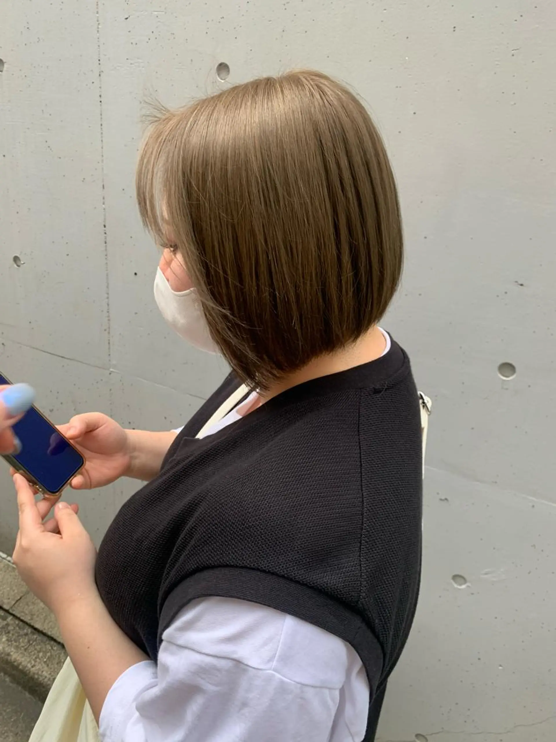 ショート カラー leben serikaのヘアスタイル