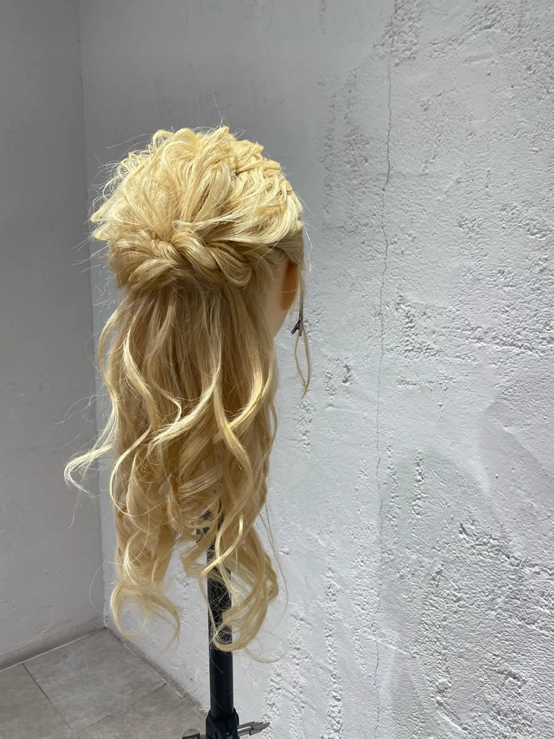 ロング ベージュ/アレンジ /横浜/杉本千夏のヘアスタイル