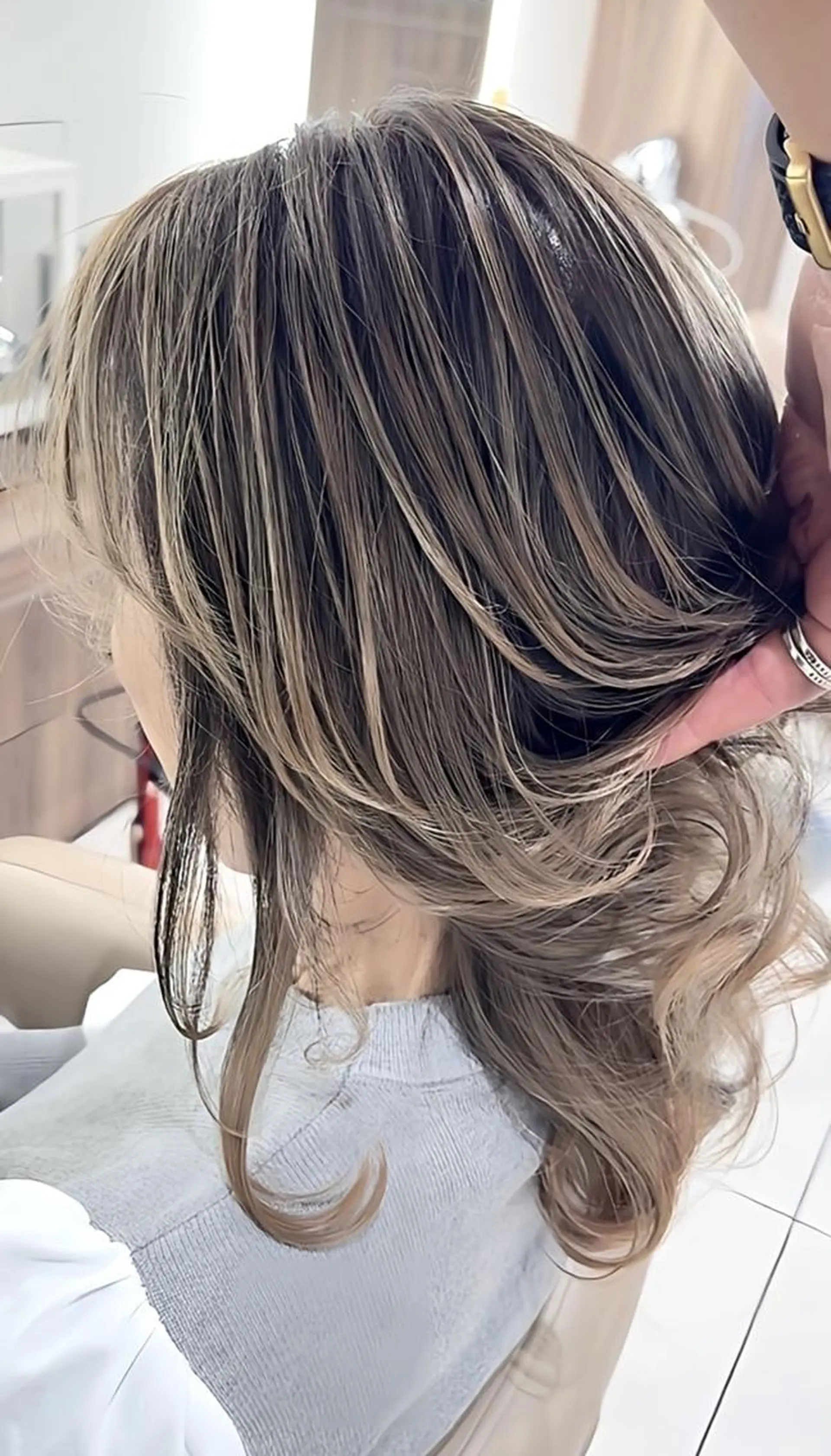 ロング カラー バレイヤージュ 髪質改善 レイヤーカット カット ヘアカラー トリートメント 山崎俊輔/髪質改善 /バレイヤージュのヘアスタイル