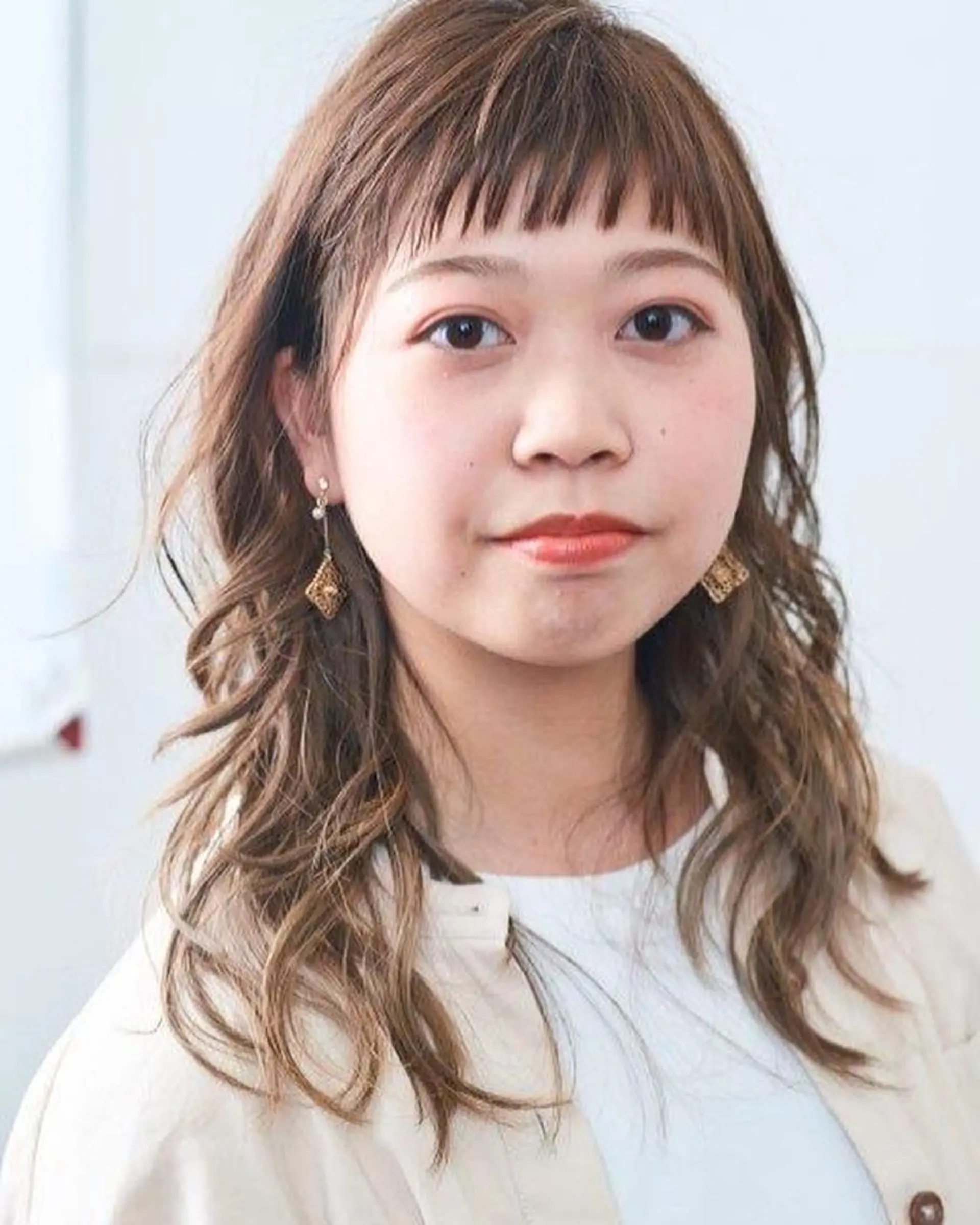 セミロング 勝沼 佑季のヘアスタイル