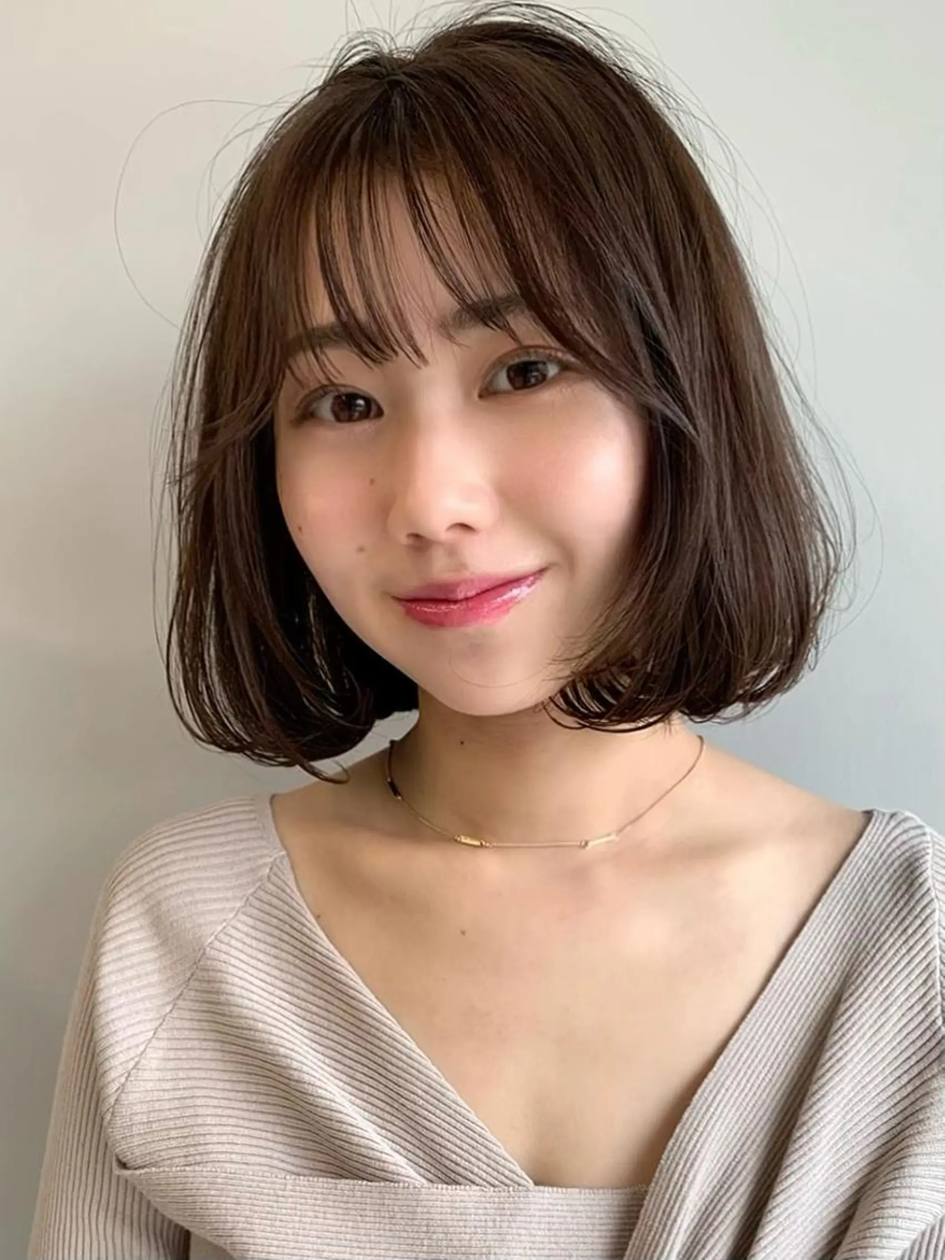 ショート カラー カット ヘアカラー トリートメント ヘッドスパ ヘアセット 透明感/オリーブ/ グレージュ/YUKAのヘアスタイル