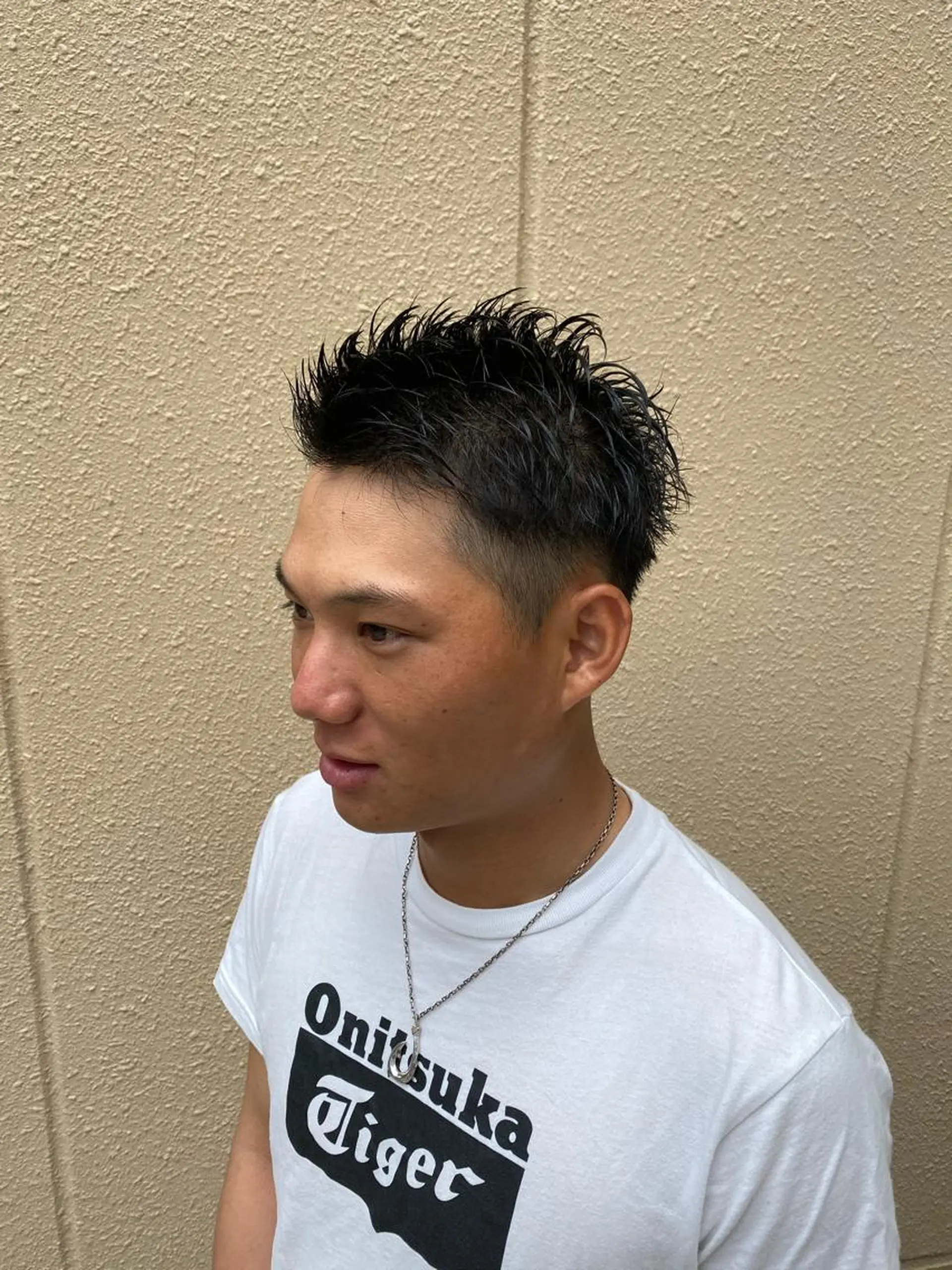 メンズ 藤野 陵平のヘアスタイル