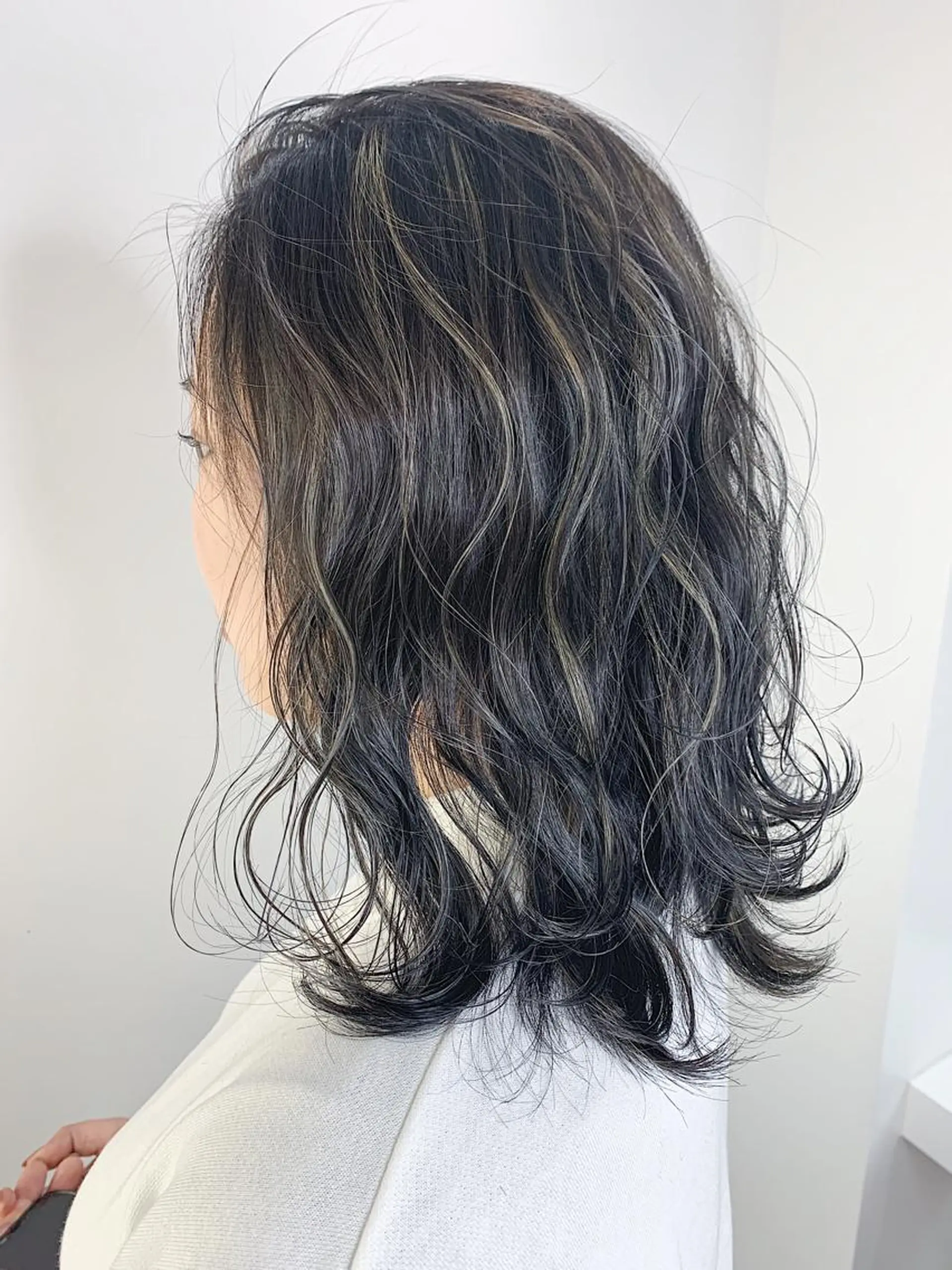 ミディアム カラー ヘアアレンジ ミディアムパーマ アディクシーカラー ベージュカラー グレージュ ハイライトカラー ヘアカラー トリートメント ヘッドスパ ヘアセット レイヤーカット/艶髪 🎀笠原 優花🎀のヘアスタイル