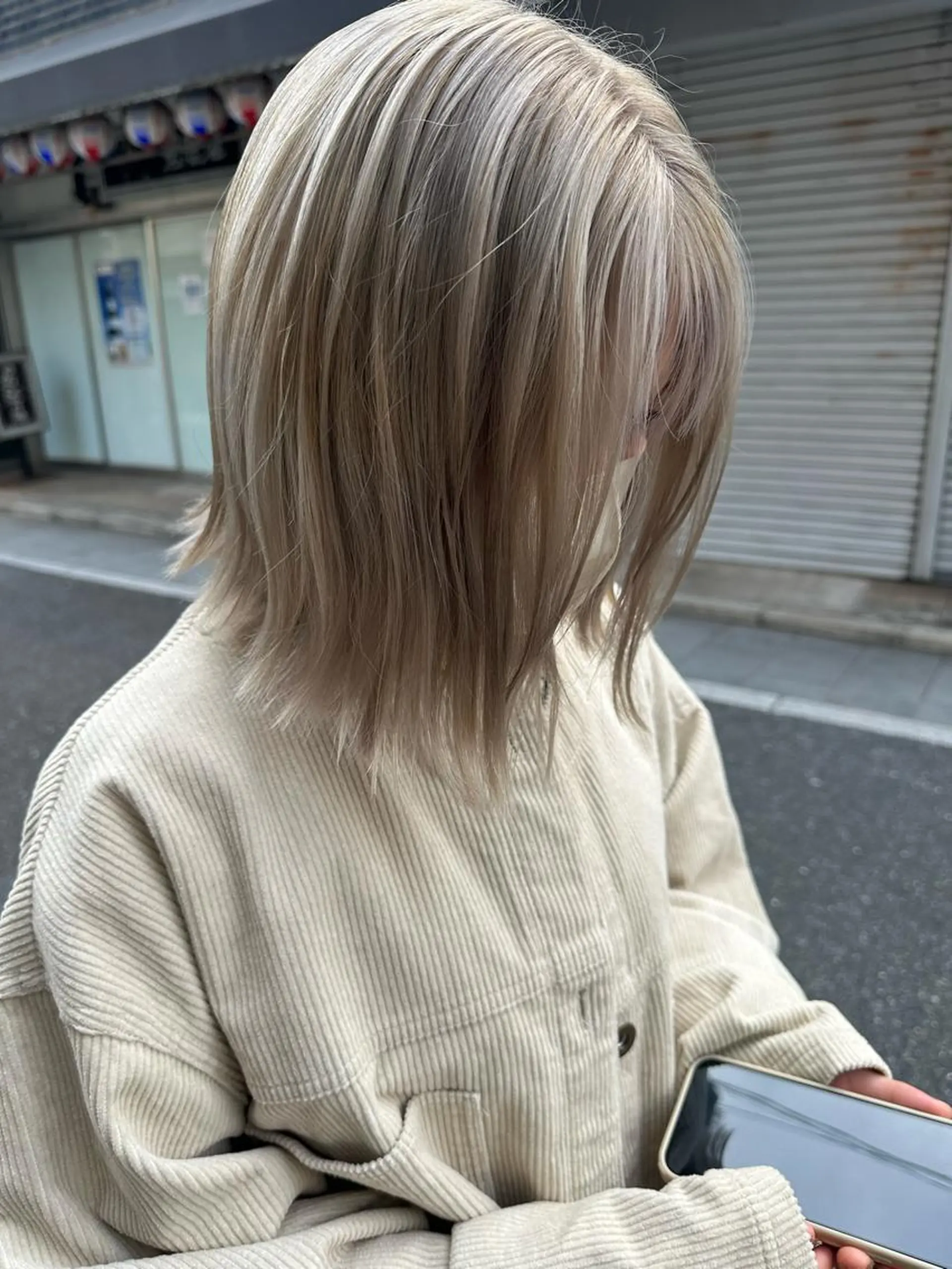 ショート カラー ベージュカラー ホワイトベージュ hair &make EPICRUMIのヘアスタイル