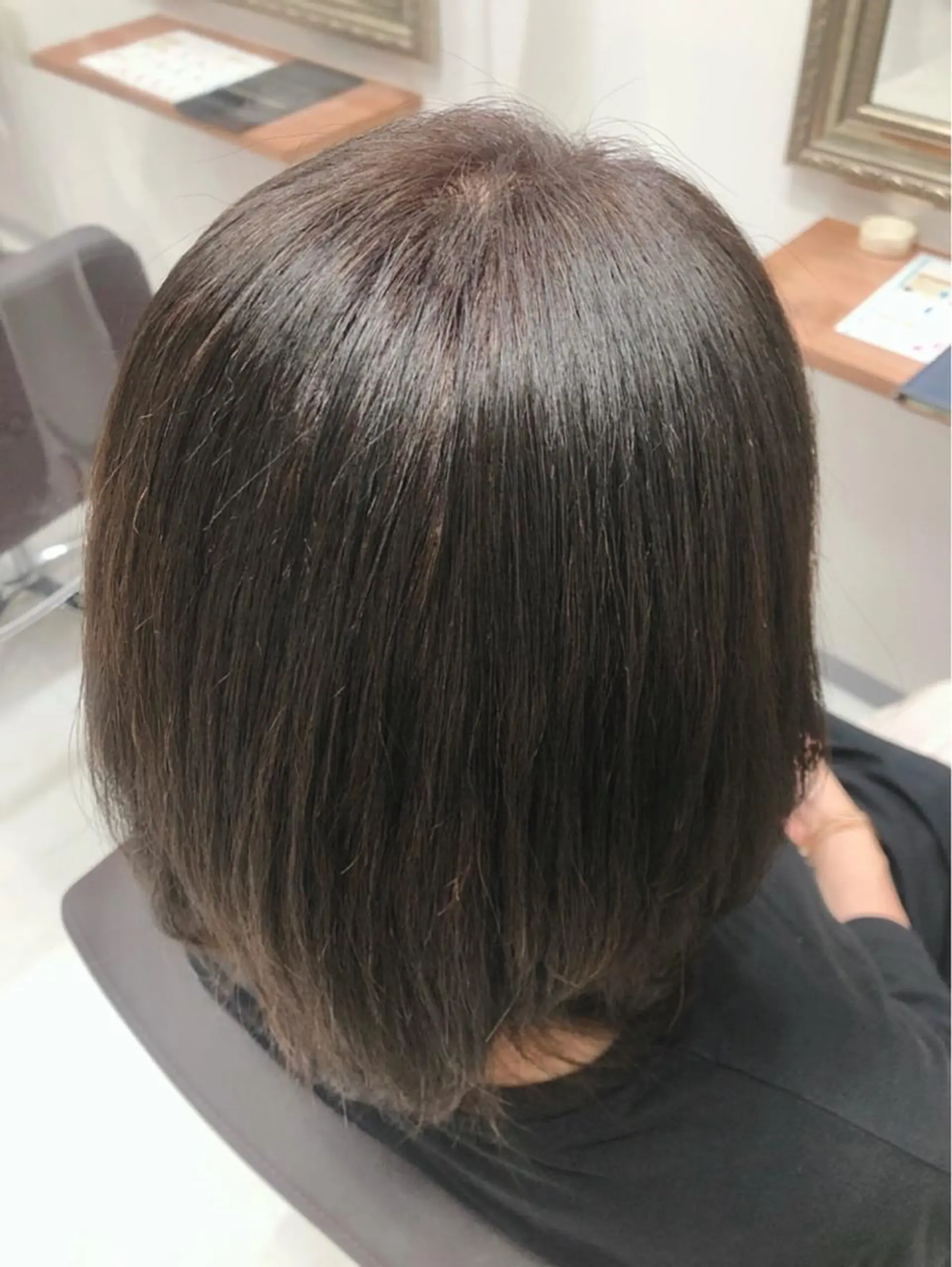 ミディアム カラー 山本 佳奈のヘアスタイル