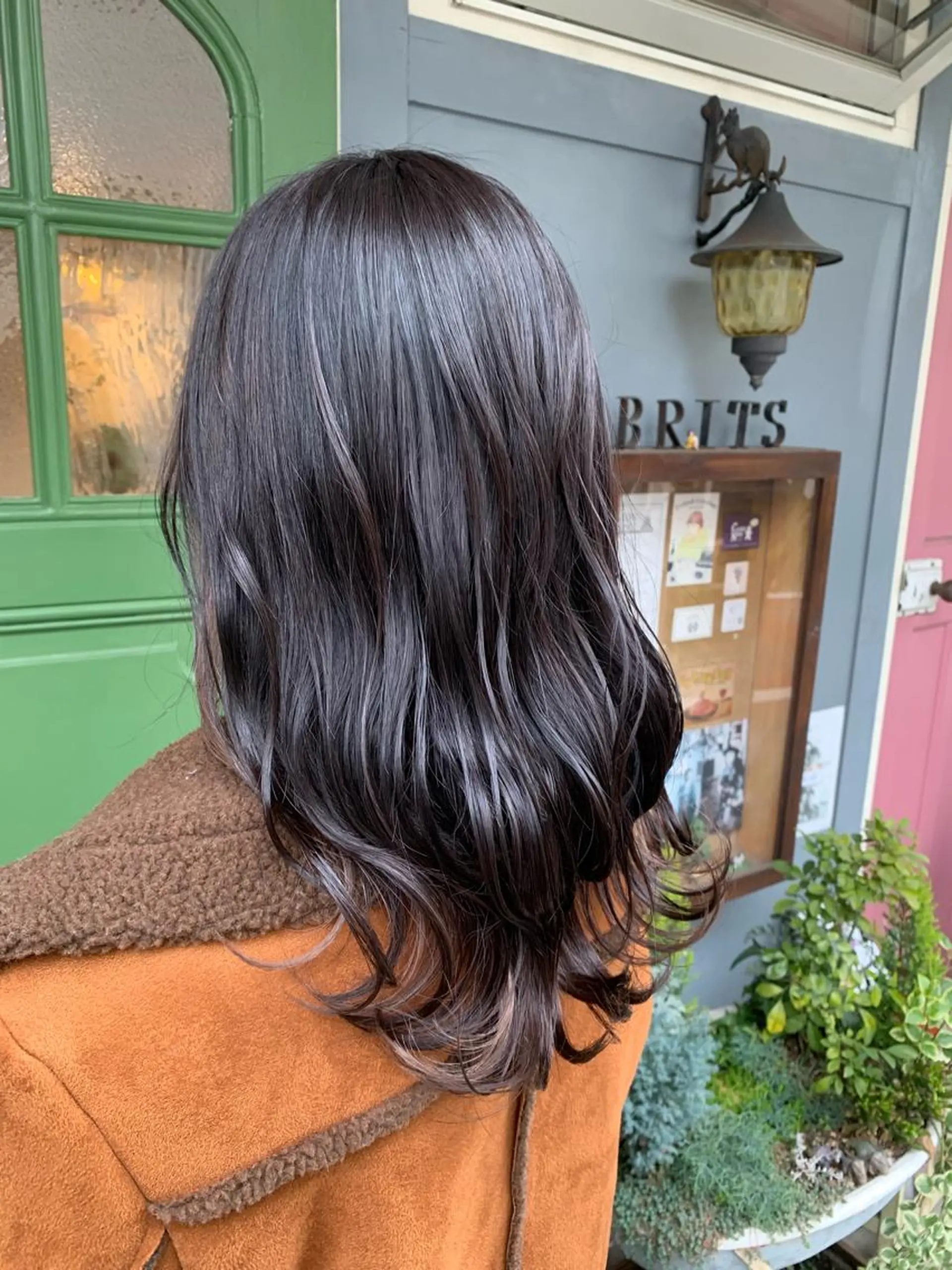 セミロング カラー 縮毛矯正 トリートメント 清水千優/パーマ/透 明感カラー/メンズのヘアスタイル