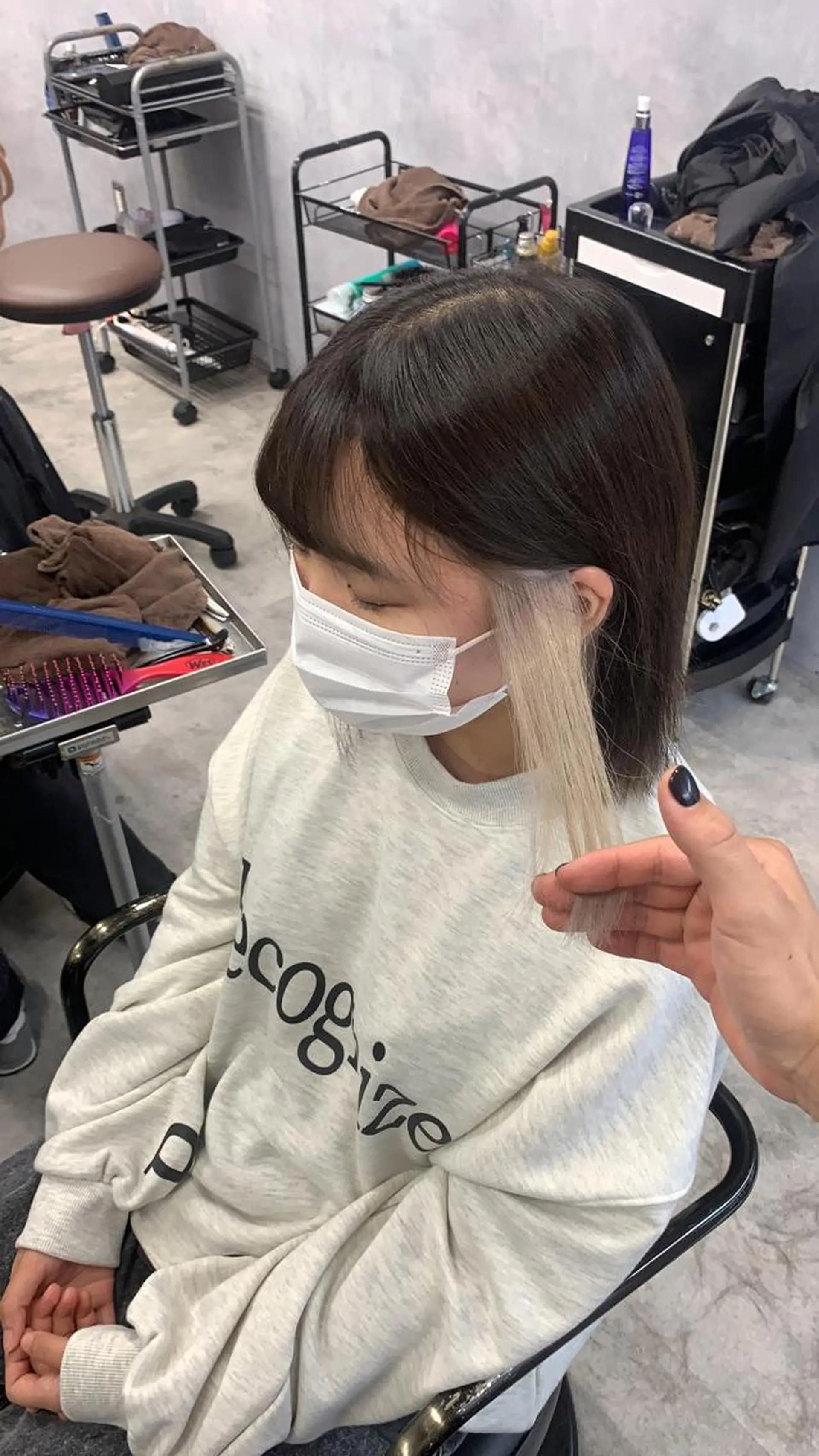 ショート 派手髪支持率No1 Eisukeのヘアスタイル