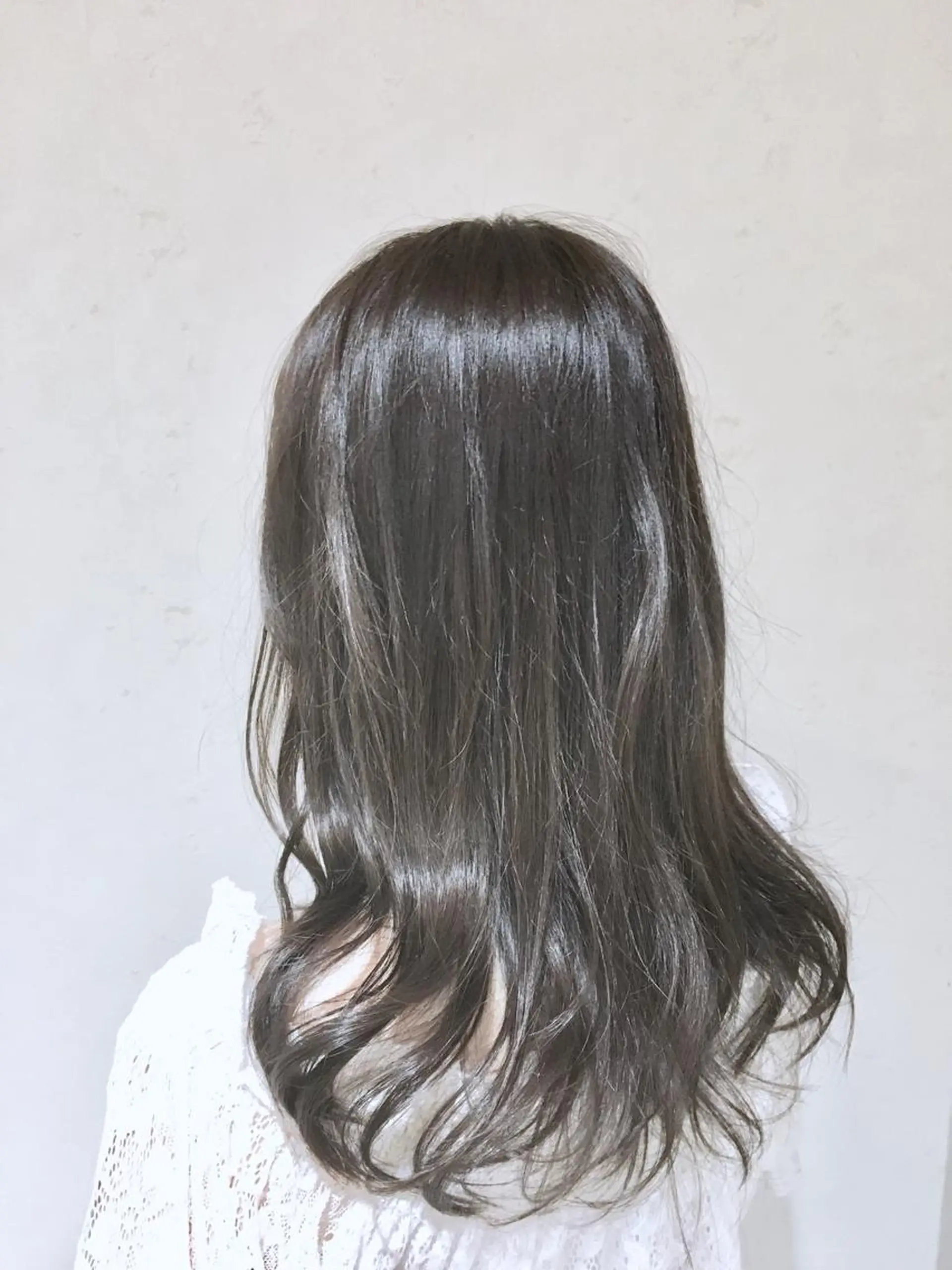 ミディアム カラー グレージュ カット ヘアカラー タワラ　ソウタ Directorのヘアスタイル