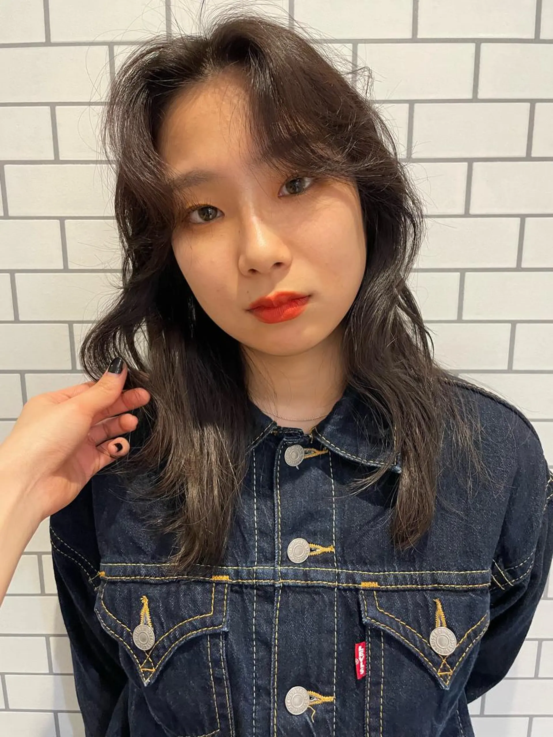 セミロング カラー もりしま あやかのヘアスタイル
