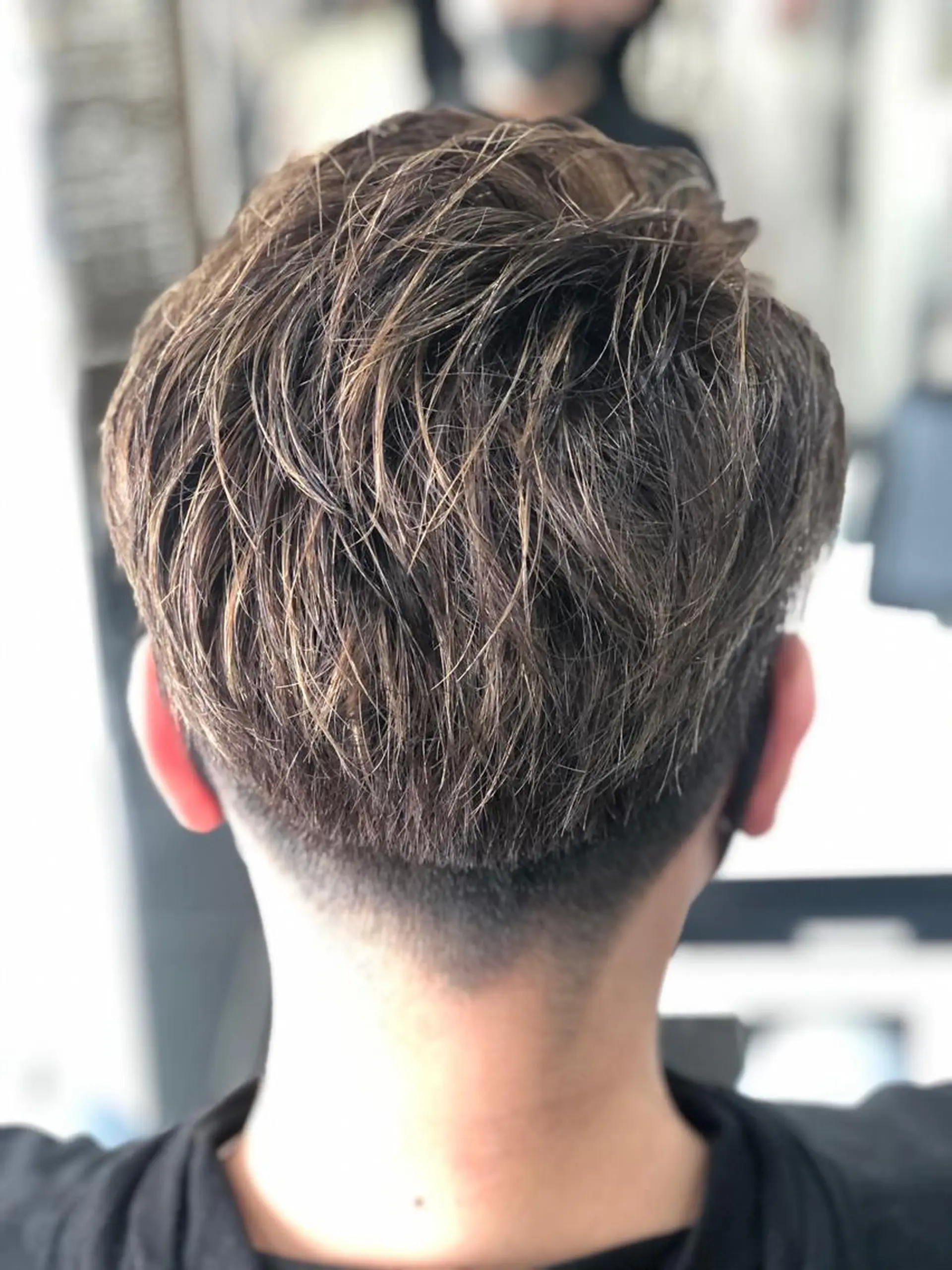 ショート カラー メンズ メンズハイライト アッシュ アッシュグレー アッシュグレージュ グレージュ 嶌田 沙紀のヘアスタイル