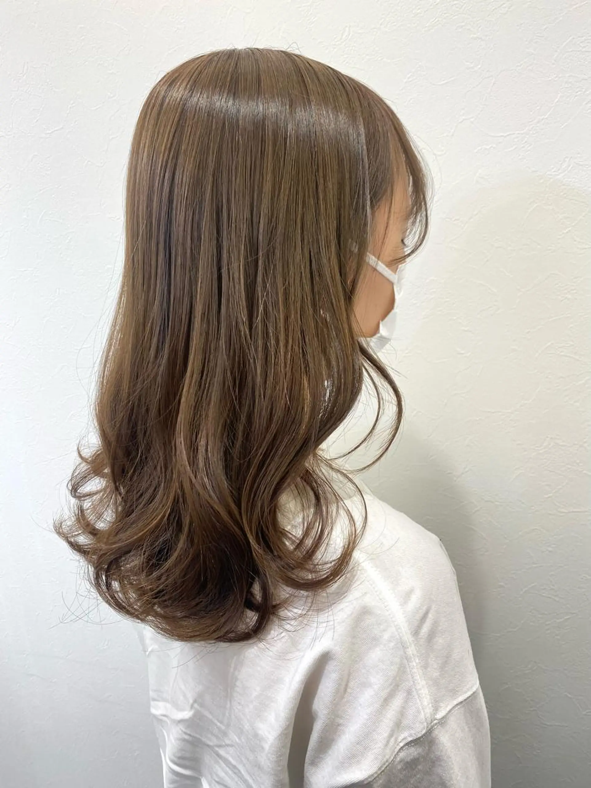 セミロング カラー ハイトーン特化サロン 🍑momo🍑のヘアスタイル