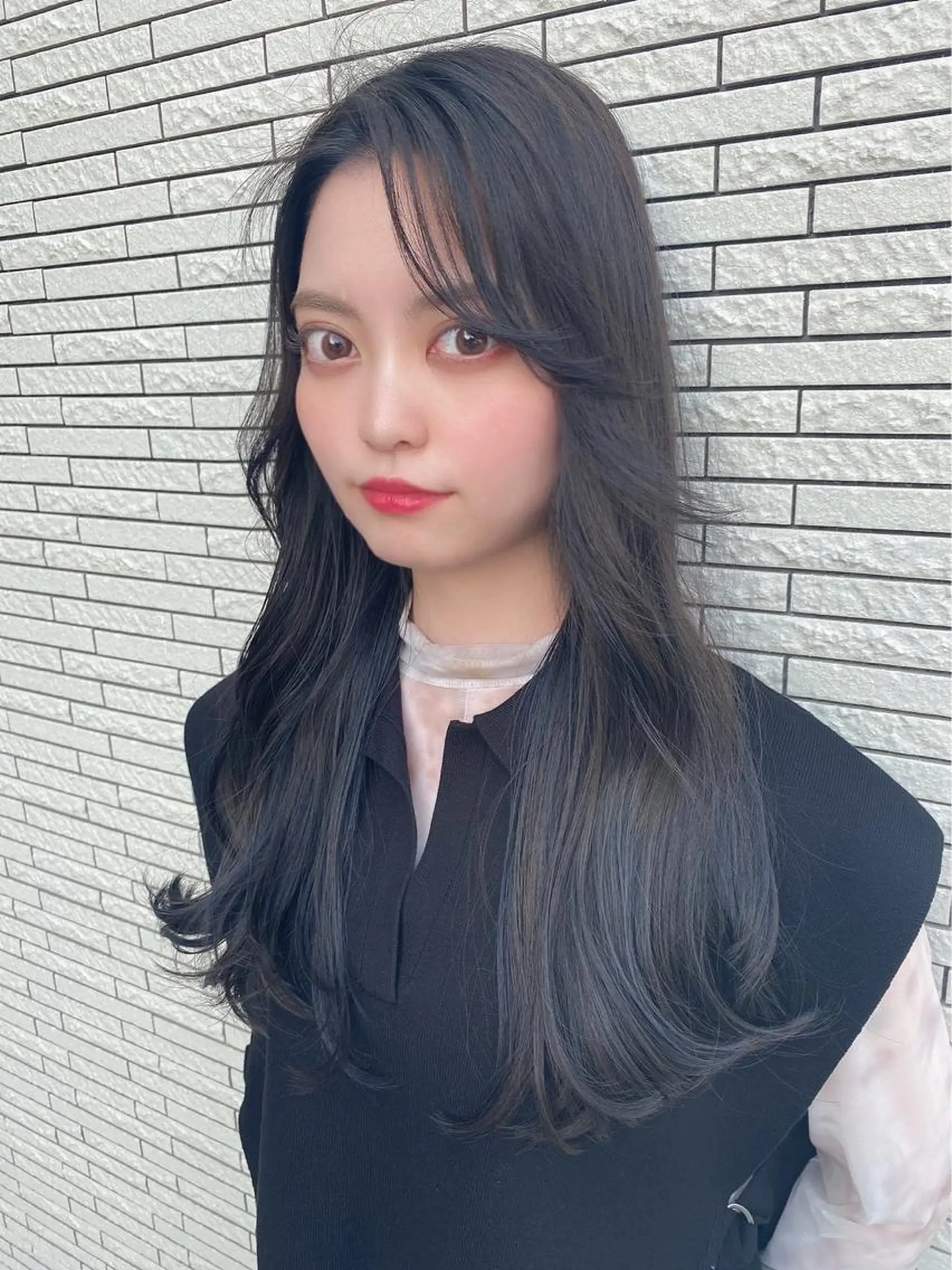 ロング カラー 黒髪 ブルーカラー ブルーブラック RURI韓国ボブ 🇰🇷タッセルボブのヘアスタイル