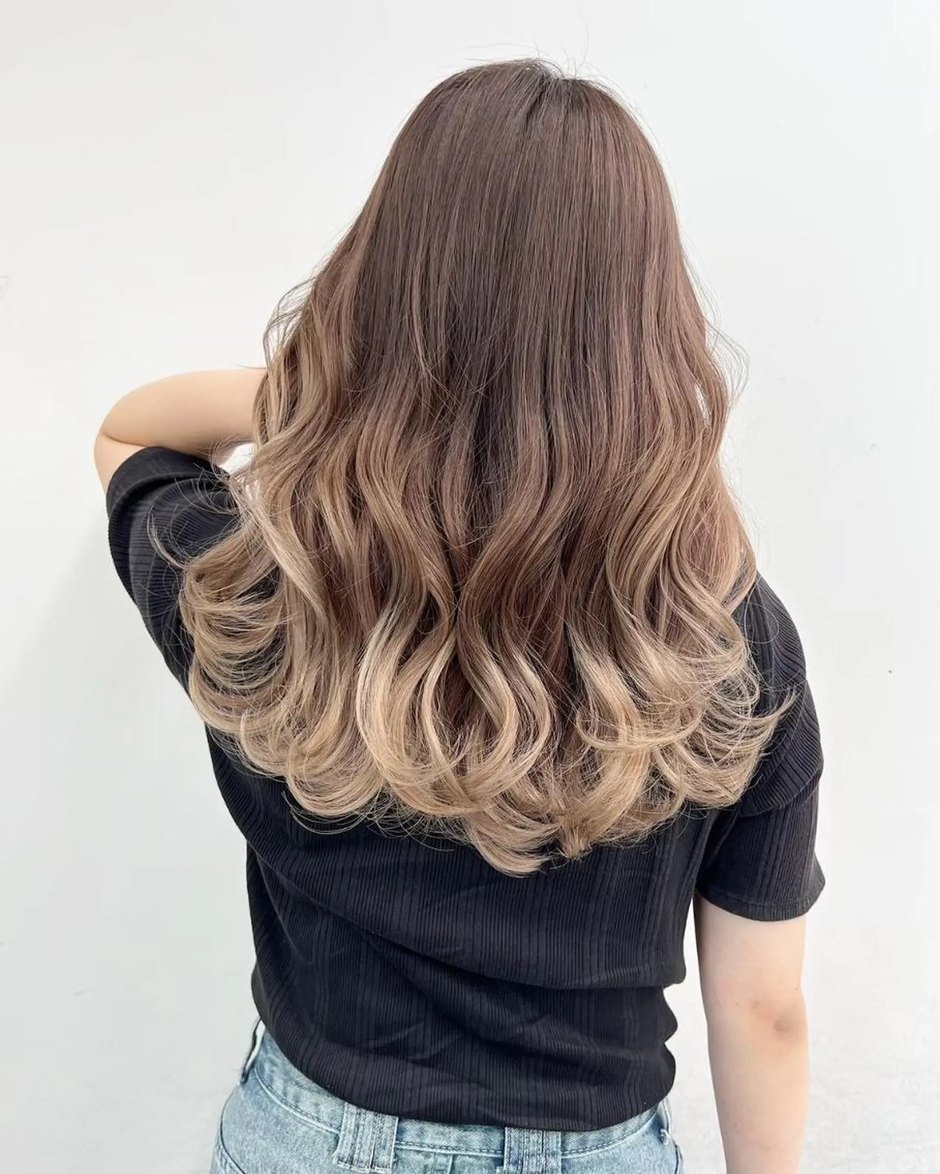 パーマ ヘアアレンジ カラー バレイヤージュ ブリーチ ダブルカラー イヤリングカラー ハイライトカラー ヘアカラー 【公式】amble luxe 中野のヘアスタイル