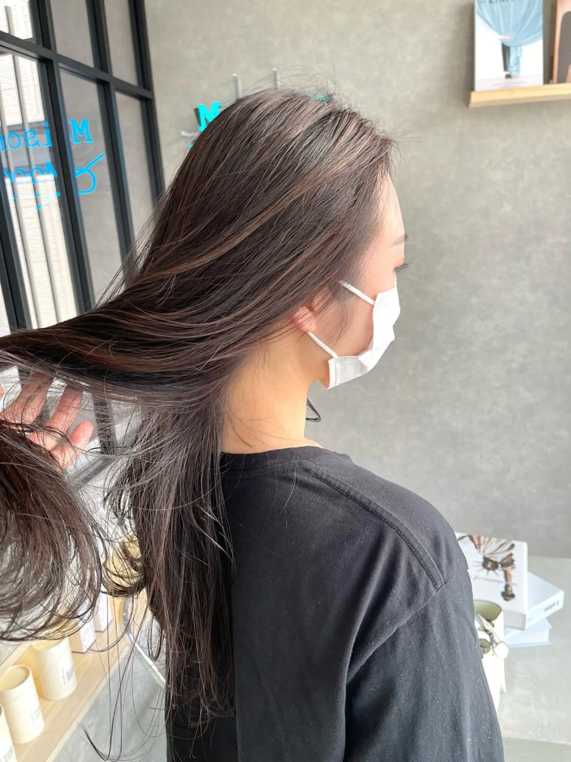 セミロング カラー カット ヘアカラー トリートメント 一ノ瀬 暁のヘアスタイル