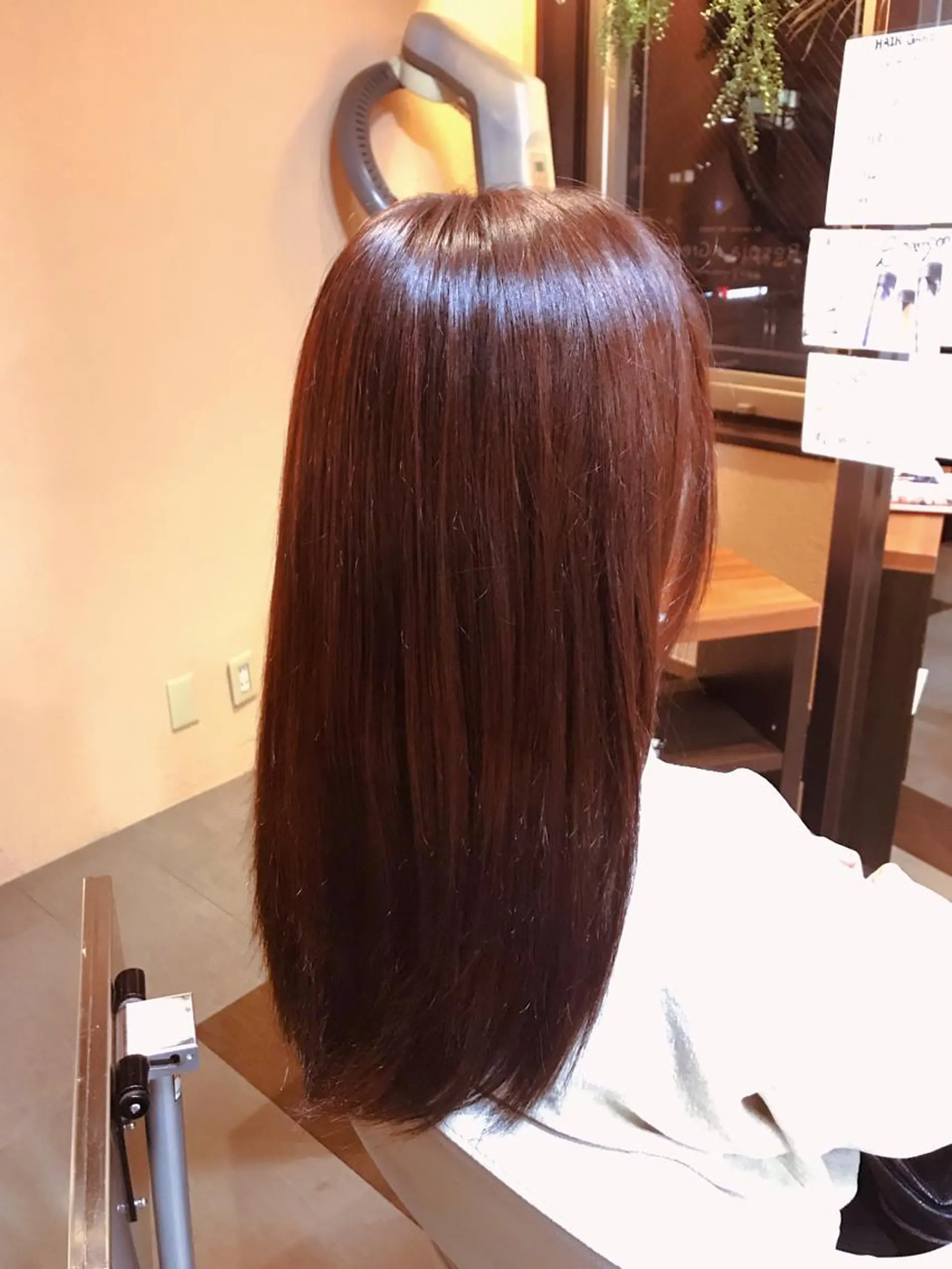 セミロング カラー 🪽大人色気レイヤー 美髪縮毛 金山🪽のヘアスタイル