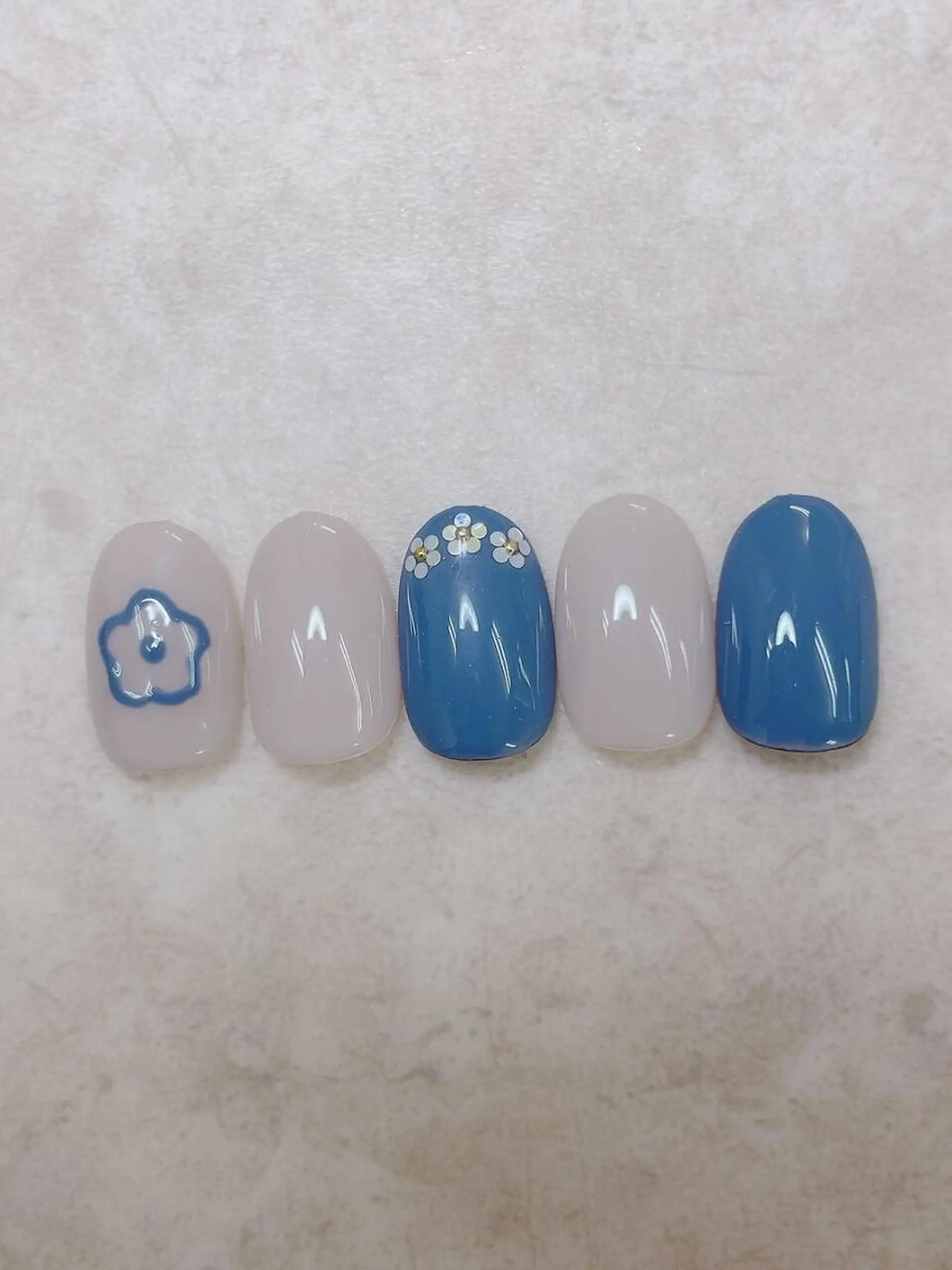 ネイル シンプルネイル ハーリッチnail HeaRichのネイルデザイン
