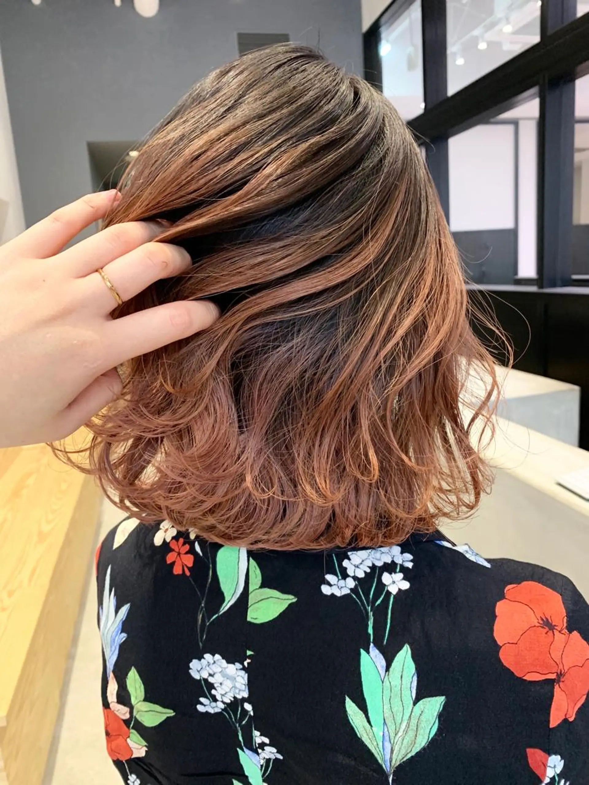 ミディアム yui .のヘアスタイル