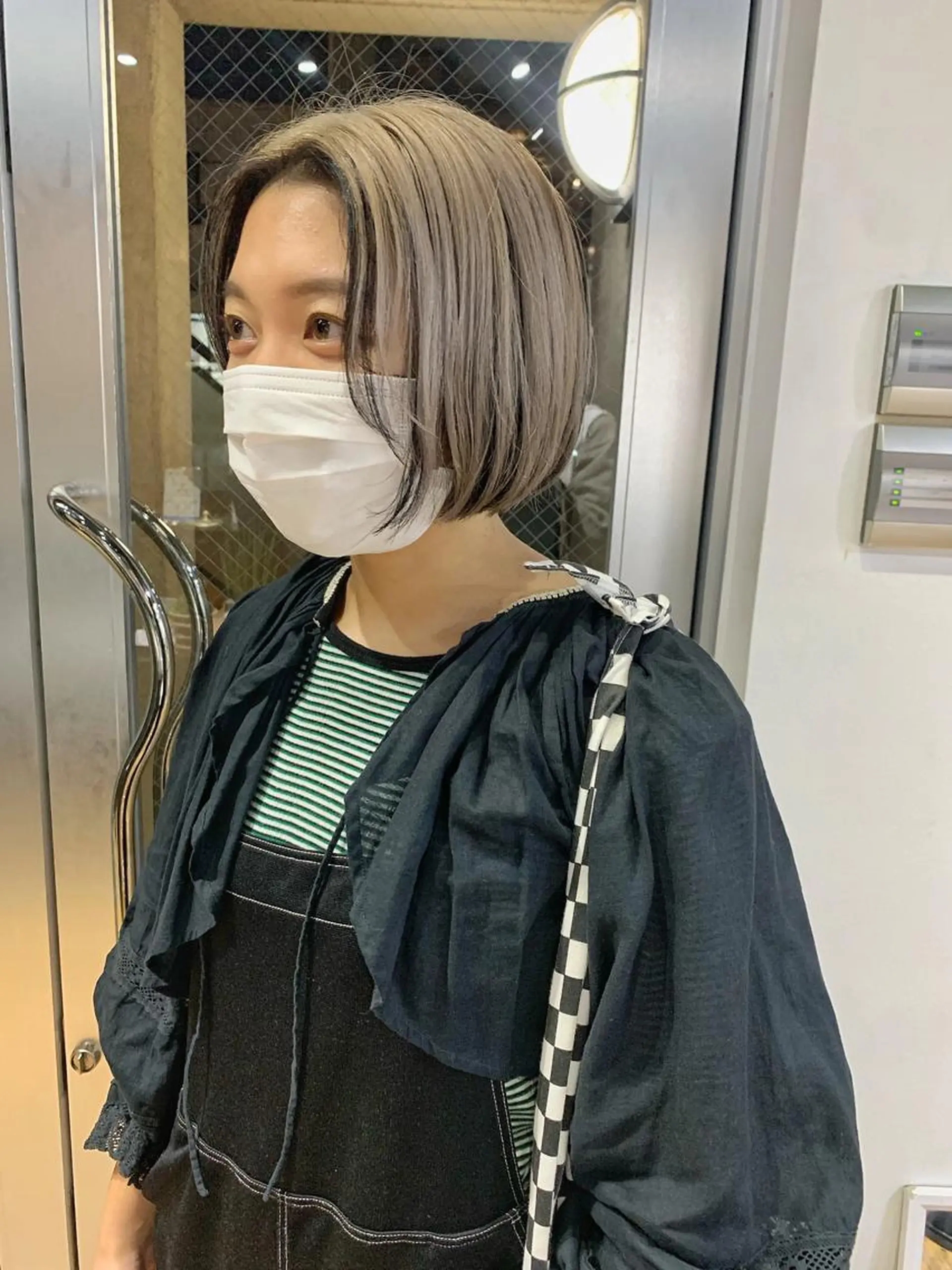 ショート カット ヘアカラー ハイトーンNo.1✨ パーマ✨イマイタツヤのヘアスタイル