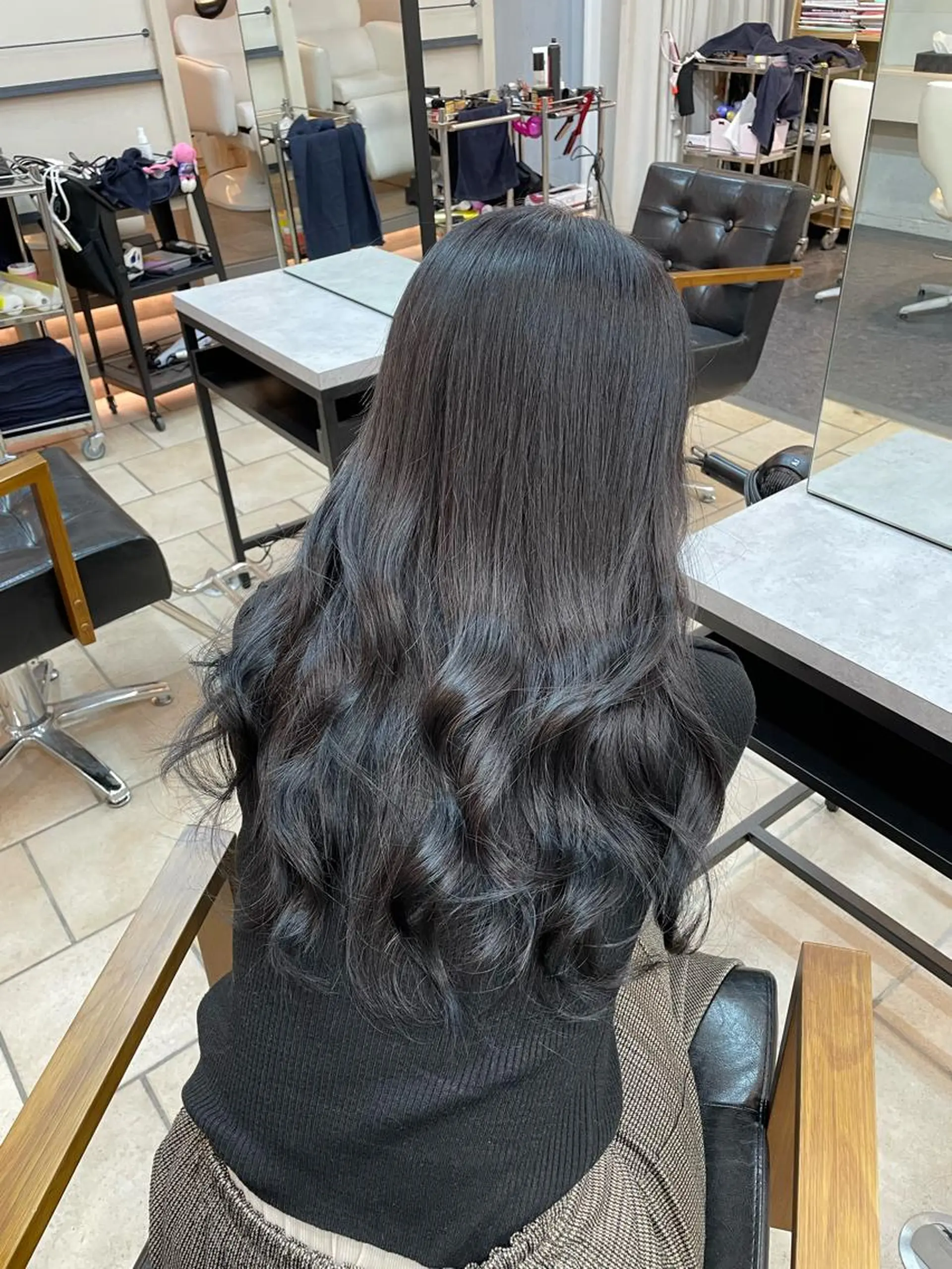 ロング 髪質改善 トリートメント ブリーチなしピンク 赤井龍斗のヘアスタイル