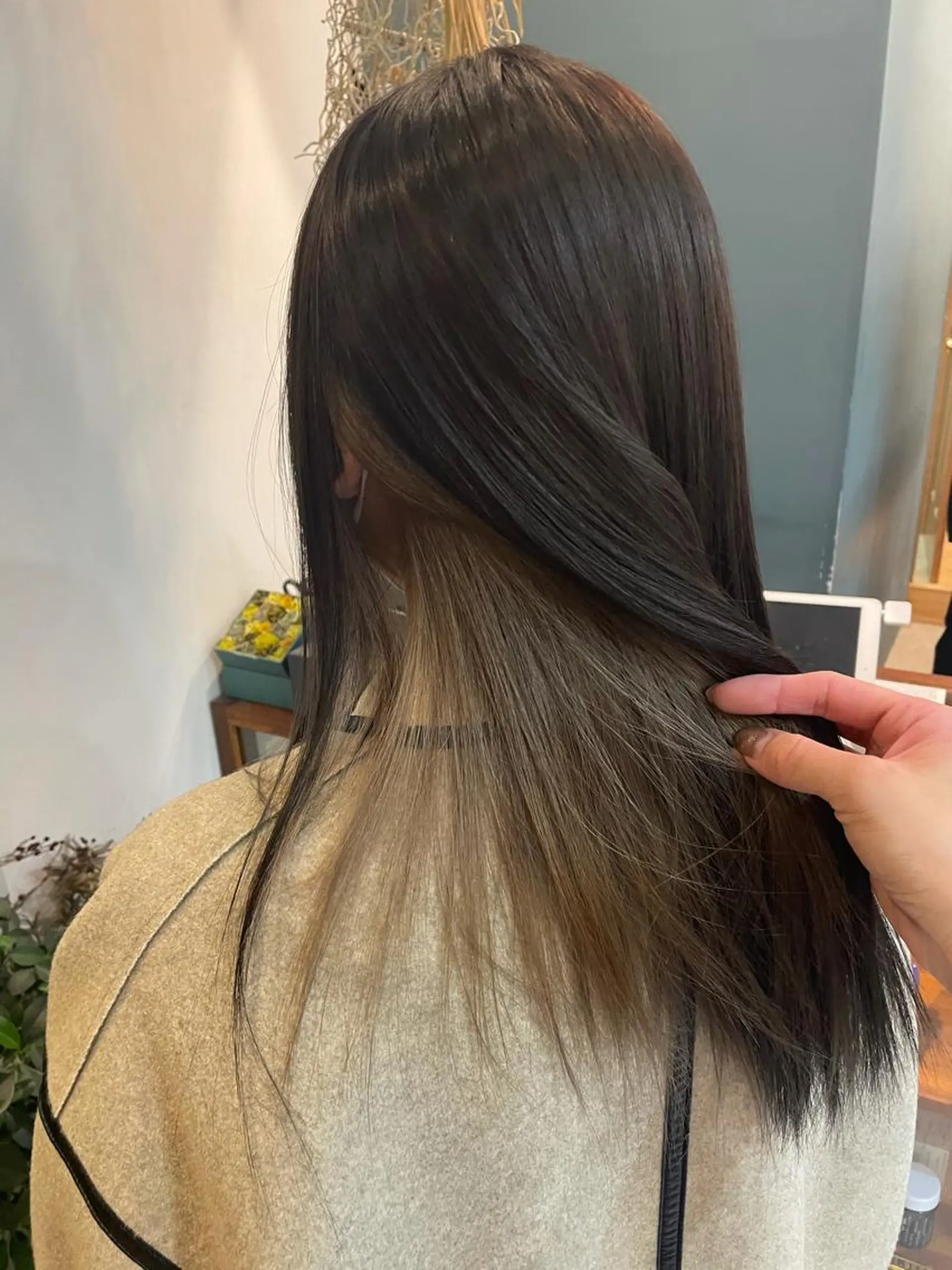 ロング カラー ブリーチ インナーカラー ラベンダーカラー ラベンダーグレー ヘアカラー 中目黒🌼 🌼ハナのヘアスタイル