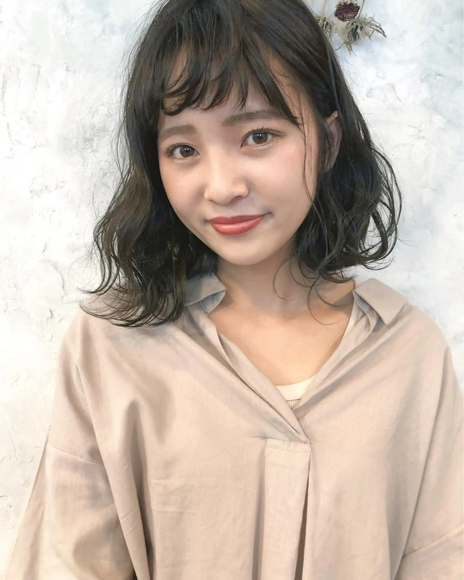 ミディアム カラー 榎園 由美のヘアスタイル