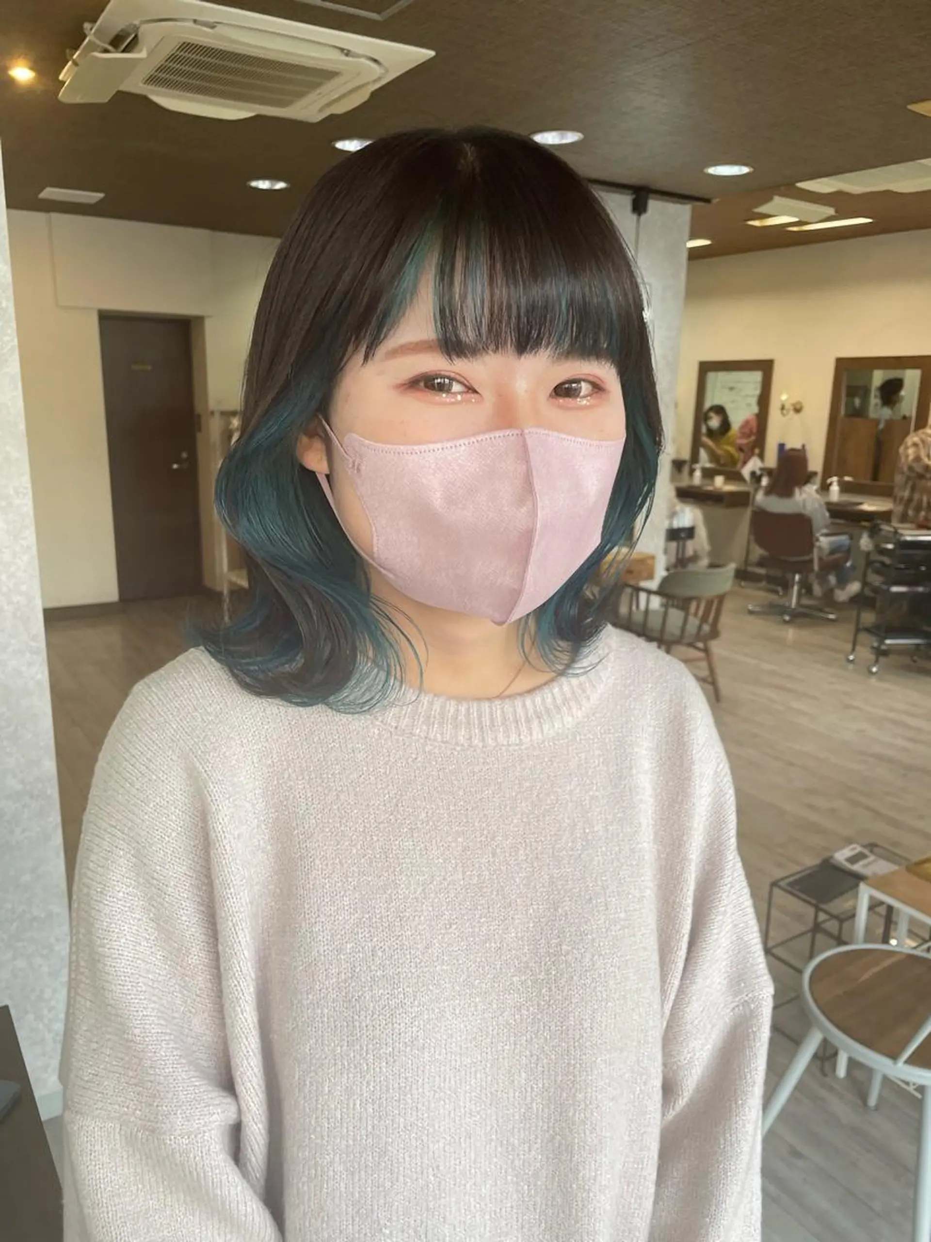 ミディアム カラー ブルーカラー 🫧ヒシダアキ taboo.i🫧のヘアスタイル