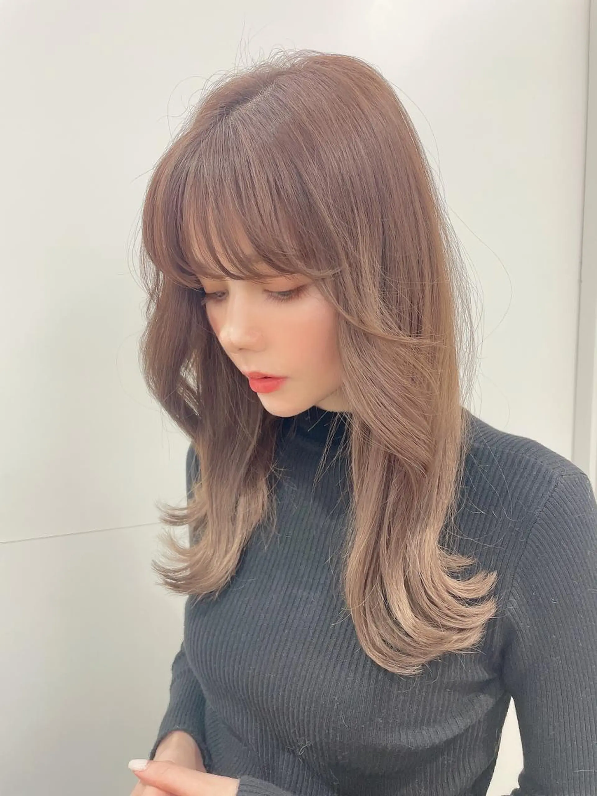 セミロング カラー ヘアアレンジ トレンド眉🫧🪄 kumiの眉毛・アイブロウイメージ