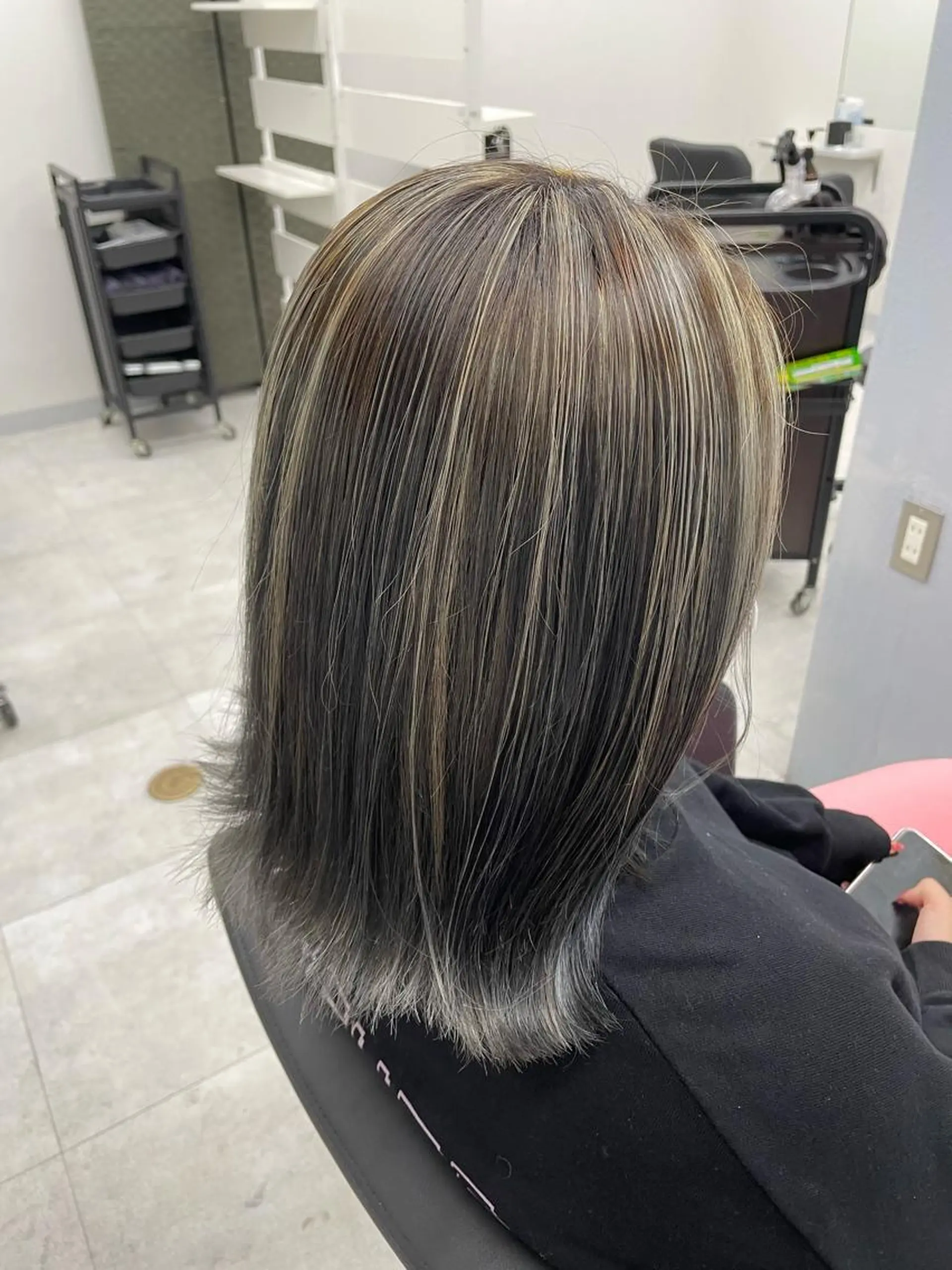 カラー 透明感♡くすみカラー shiori/小岩のヘアスタイル