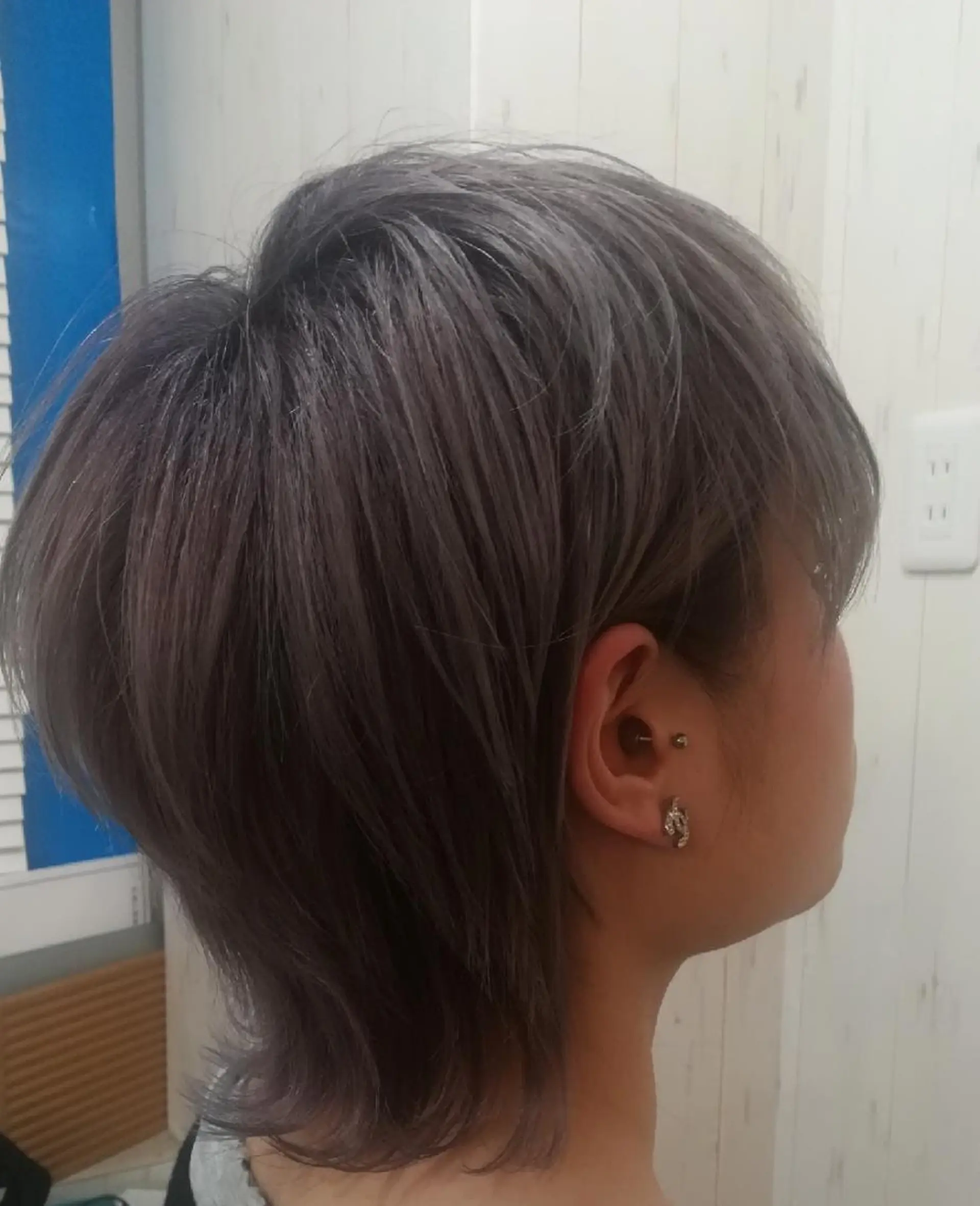 ショート カラー ブリーチ ヘアカラー&縮毛矯正 STAR☆RIVERのヘアスタイル