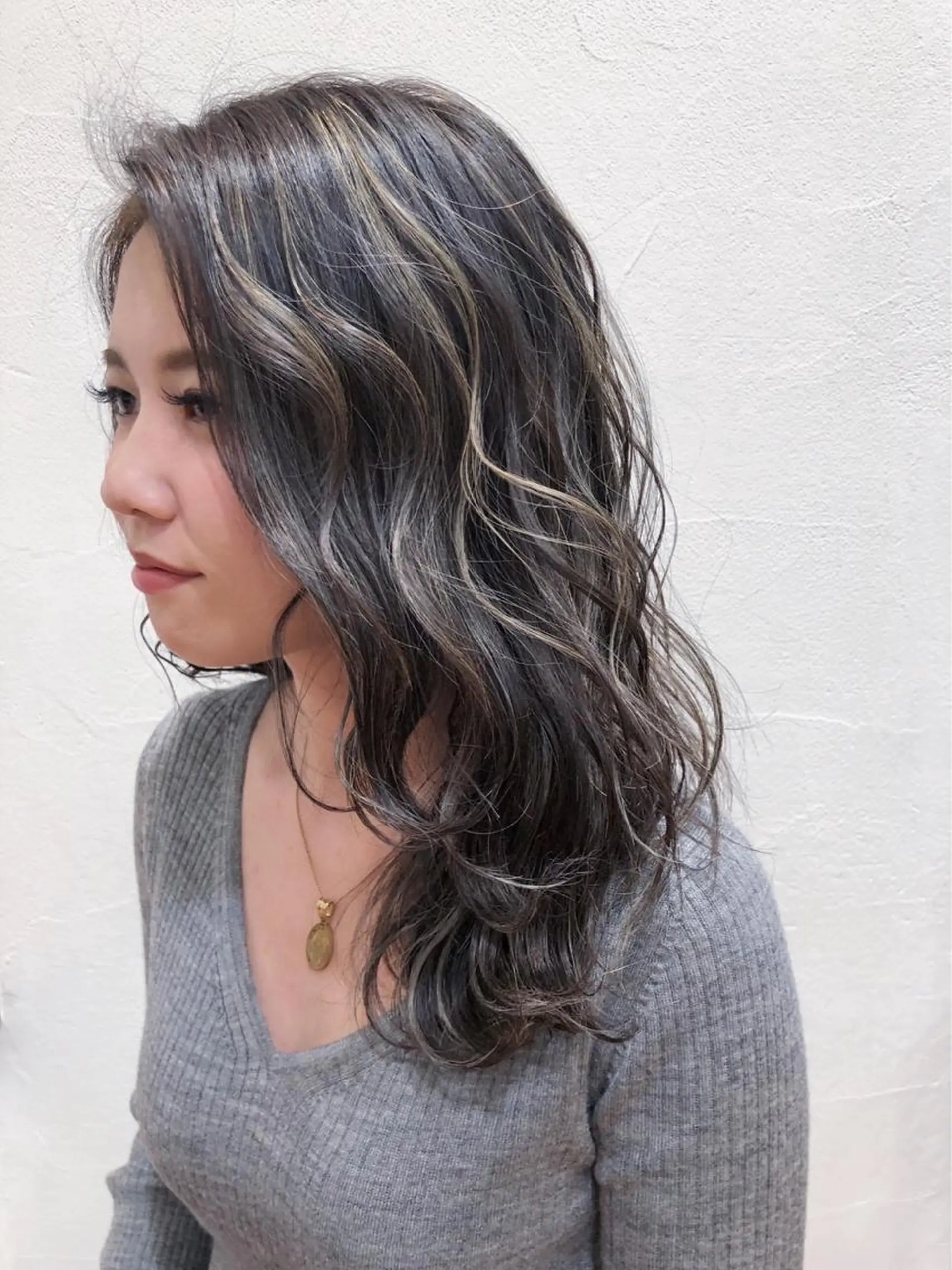ミディアム カラー ハイライトカラー ハイライト メンズカット特化柏駅 徒歩3分LOUのヘアスタイル