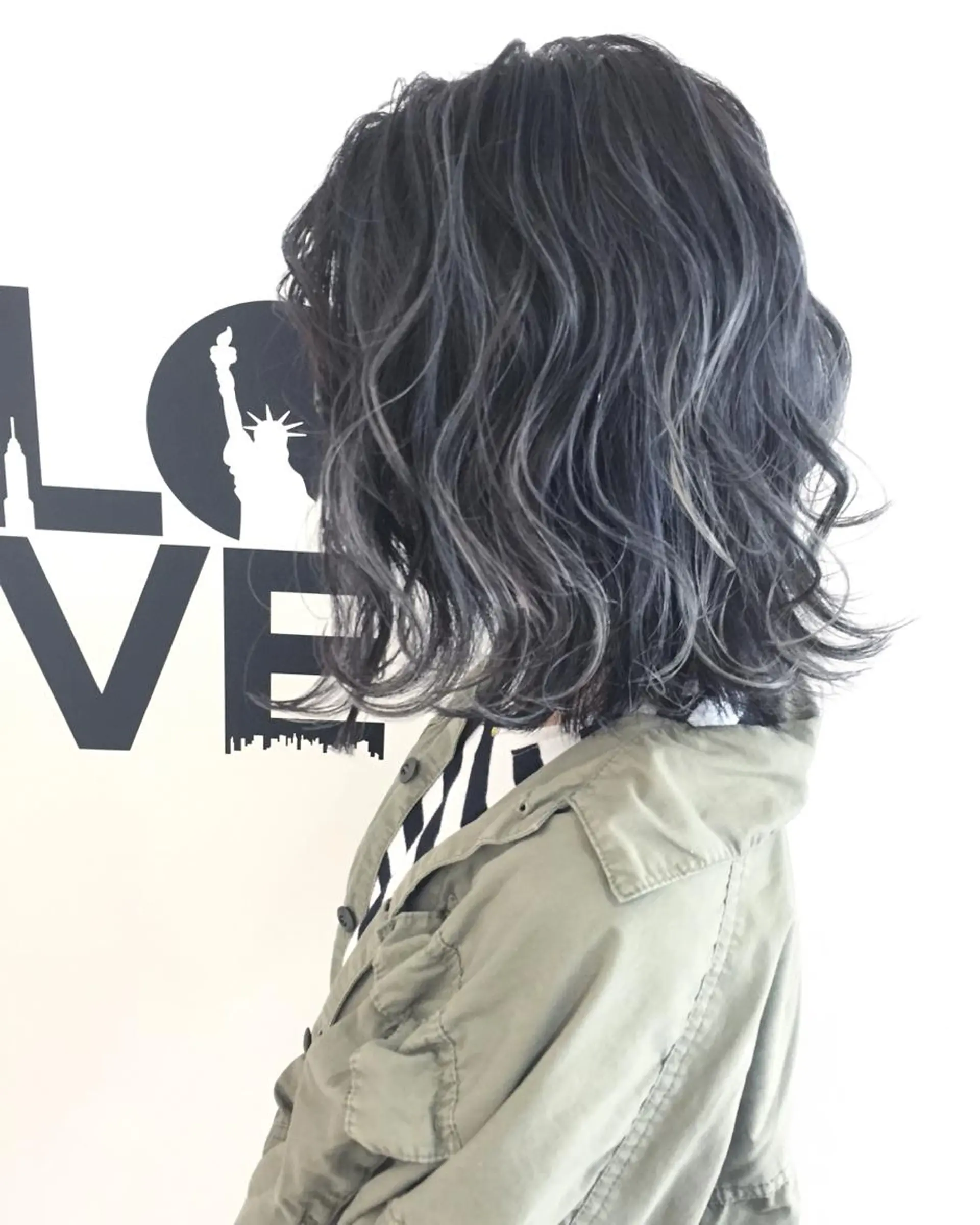 ミディアム カラー ブルーカラー ブルージュ ハイライトカラー ハイライト ✂️小顔カット✂️ 山本有紀のヘアスタイル