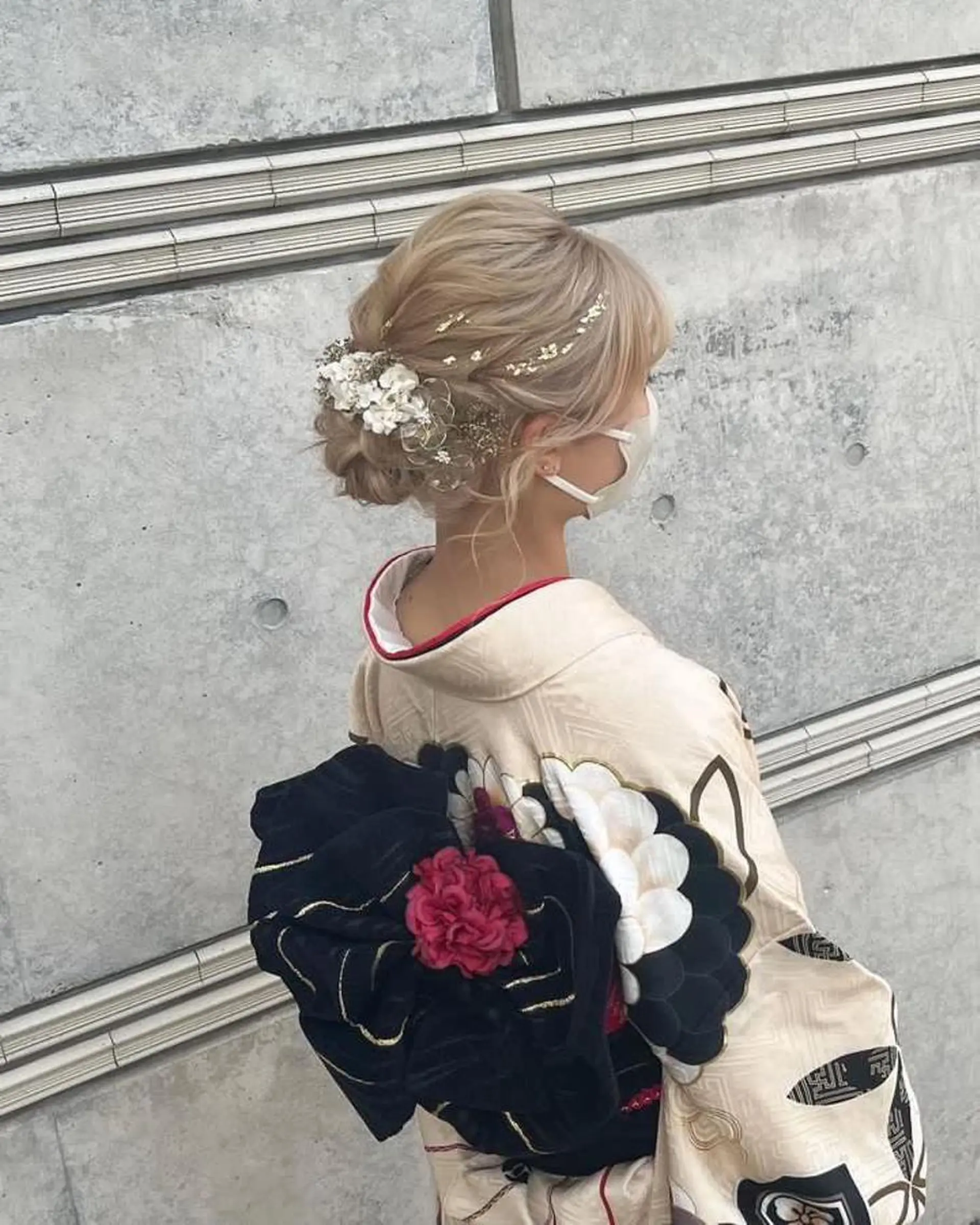 ロング カラー ベージュカラー ホワイトベージュ ヘアカラー Seleneコウキ ブリーチ/ハイトーンのヘアスタイル