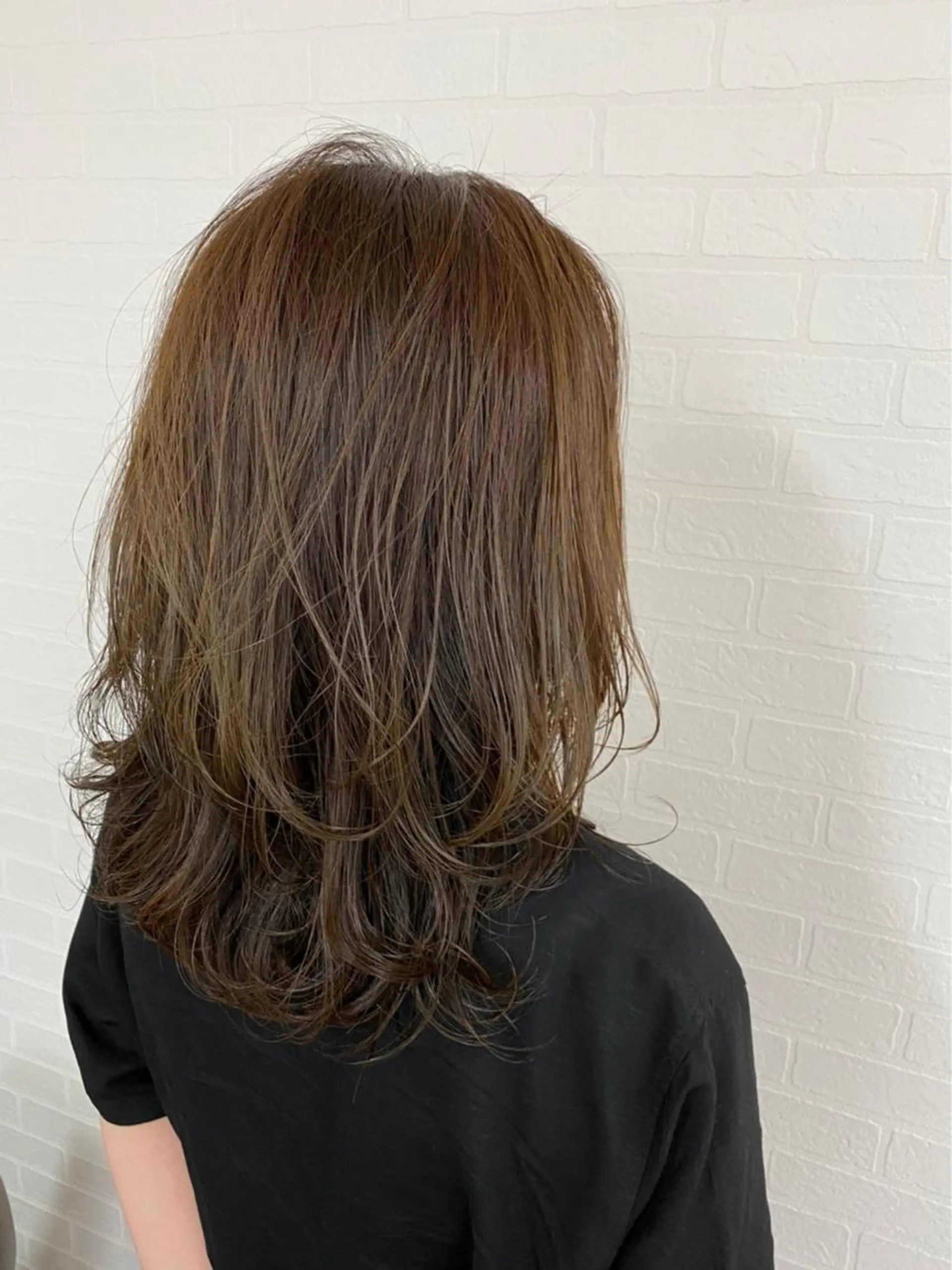 セミロング カラー パーマ 🎁無料カットカラー 📷撮影モデル募集✨のヘアスタイル