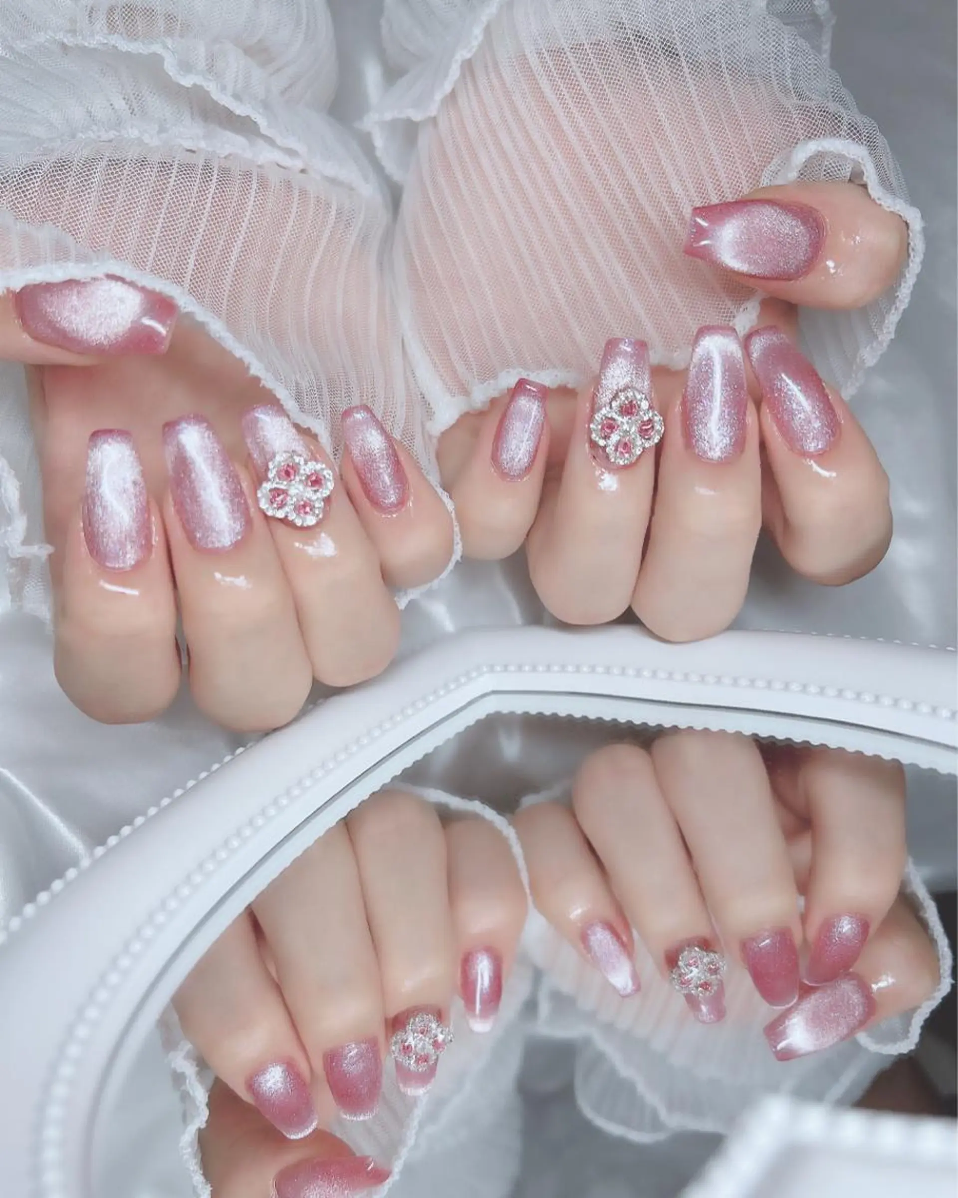 ロング ネイル マツエク・マツパ アイブロウ ワンホンマツエク チークネイル ニュアンスネイル ワンホンネイル ハンドネイル merci nailのネイルデザイン