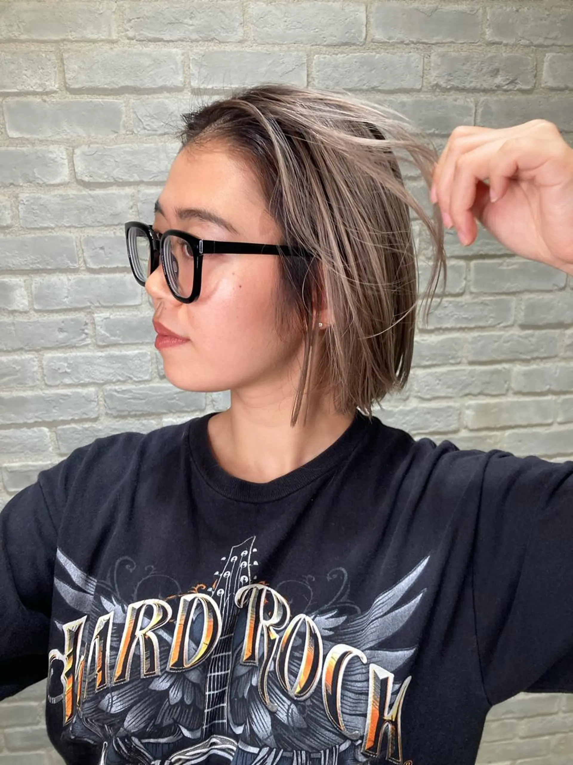 ショート カラー 曲がる縮毛矯正 LIBER 　岩名のヘアスタイル