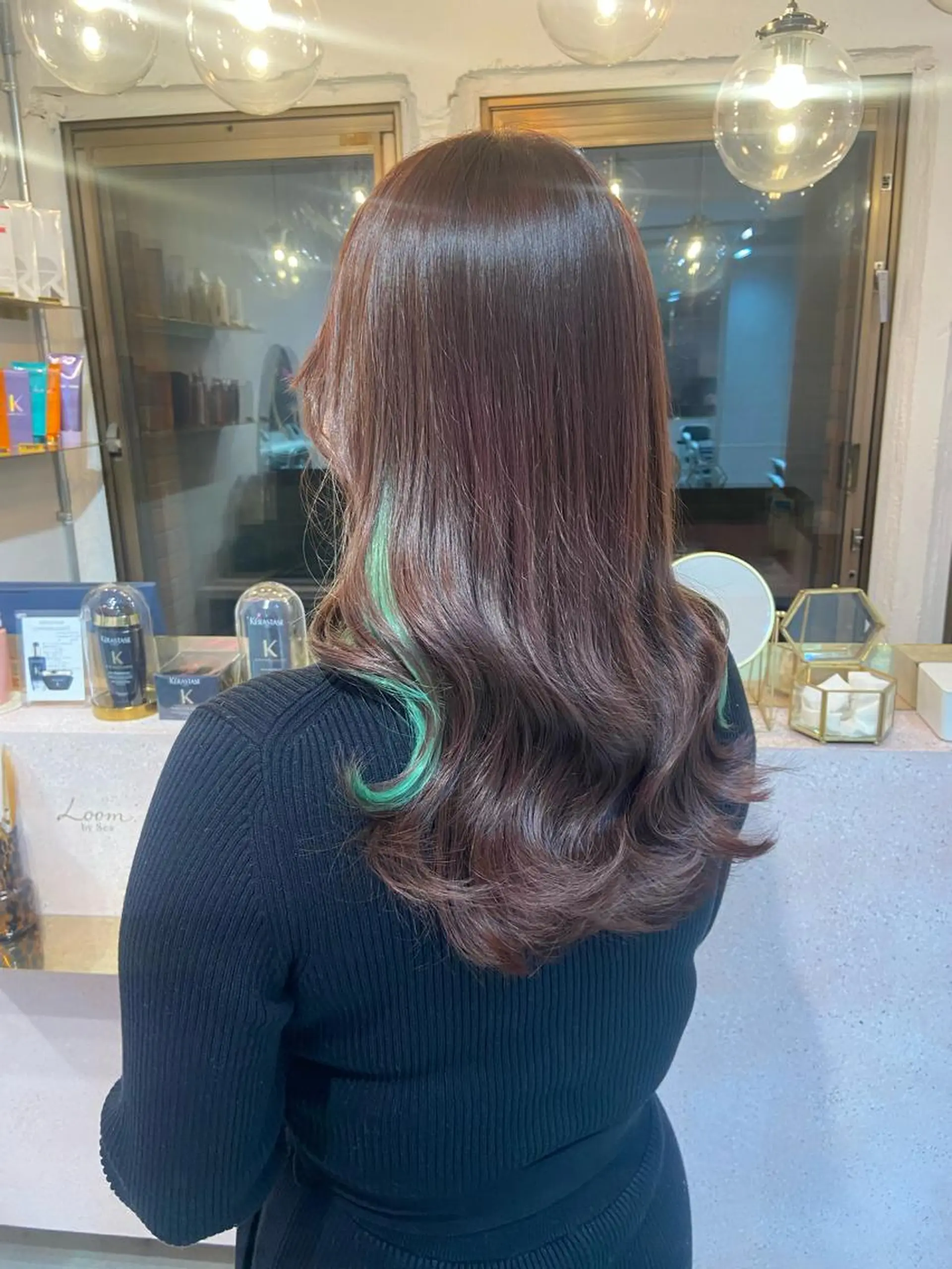 ロング カラー シールエクステ ブラウンカラー ショコラブラウン インナーカラー くびれヘア 新宿/韓国ヘア 中明度カラー/かやのヘアスタイル