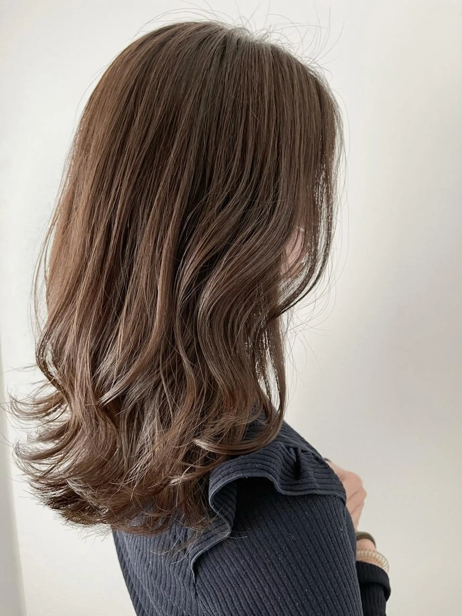 ロング カラー トレンド/顔まわり/ レイヤー/髪質改善のヘアスタイル